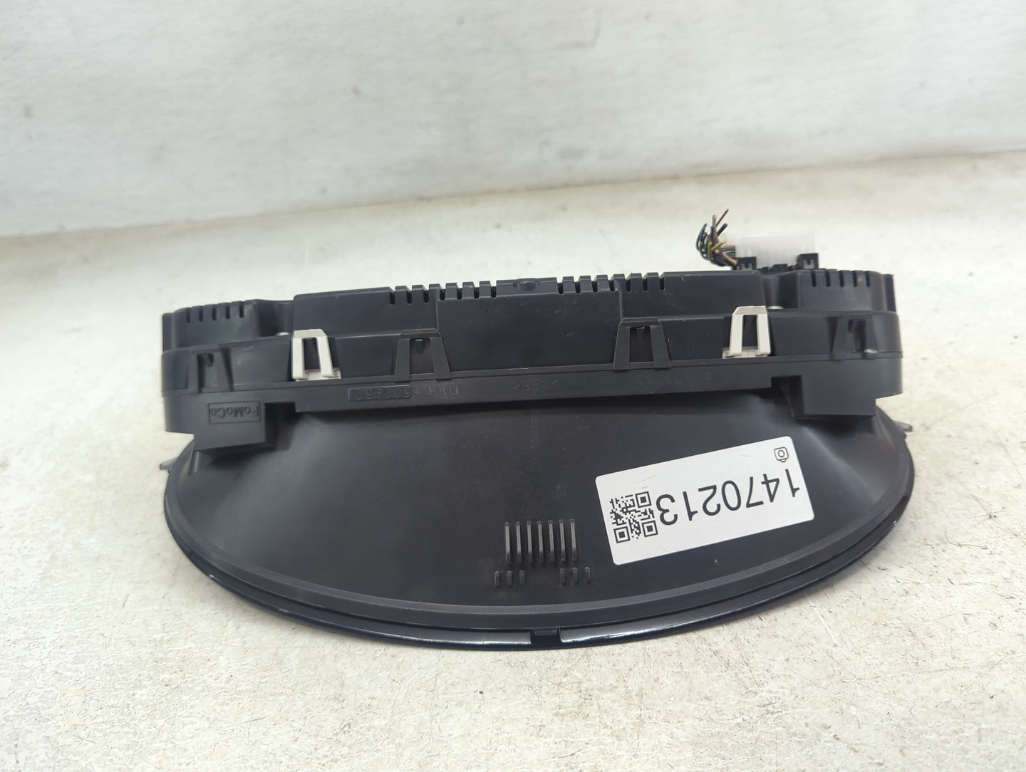 2013 Ford Edge Instrument Cluster Speedometer Gauges P/N:DT4T-10849-HG 23700076-12 Miles:41K Fits OEM Used Auto Parts - Oemu