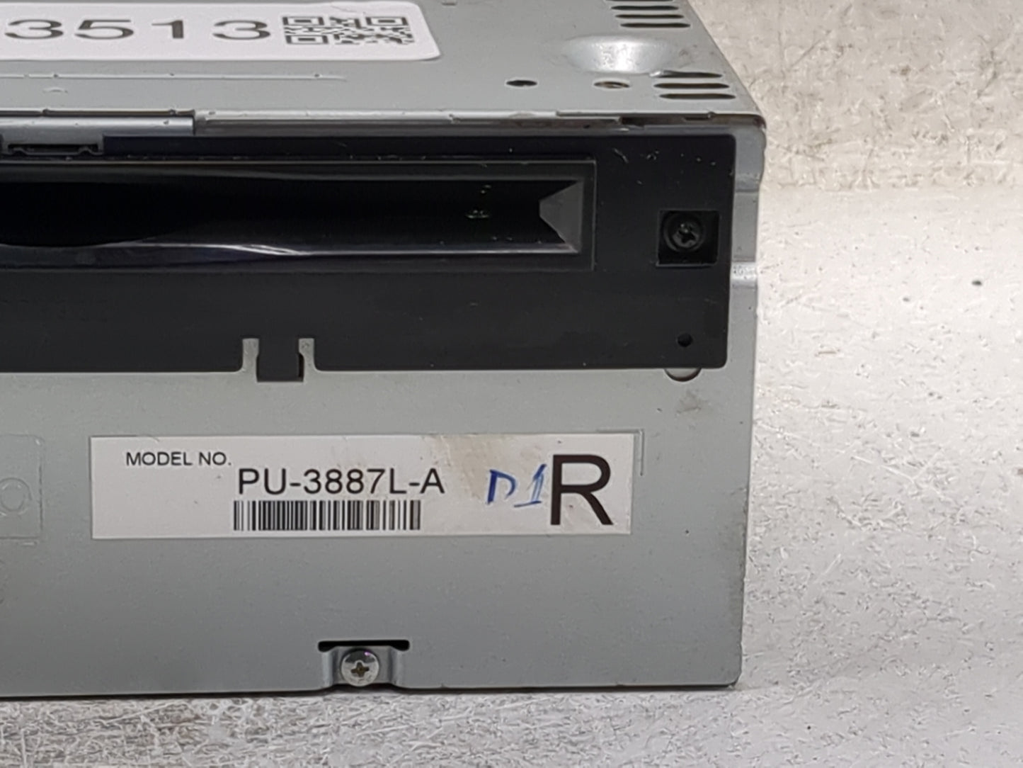 2013 Ford Edge Radio AM FM Cd Player Receiver Replacement P/N:PU-3887L-A DT4T-19C107-FA Fits OEM Used Auto Parts - Oemusedau