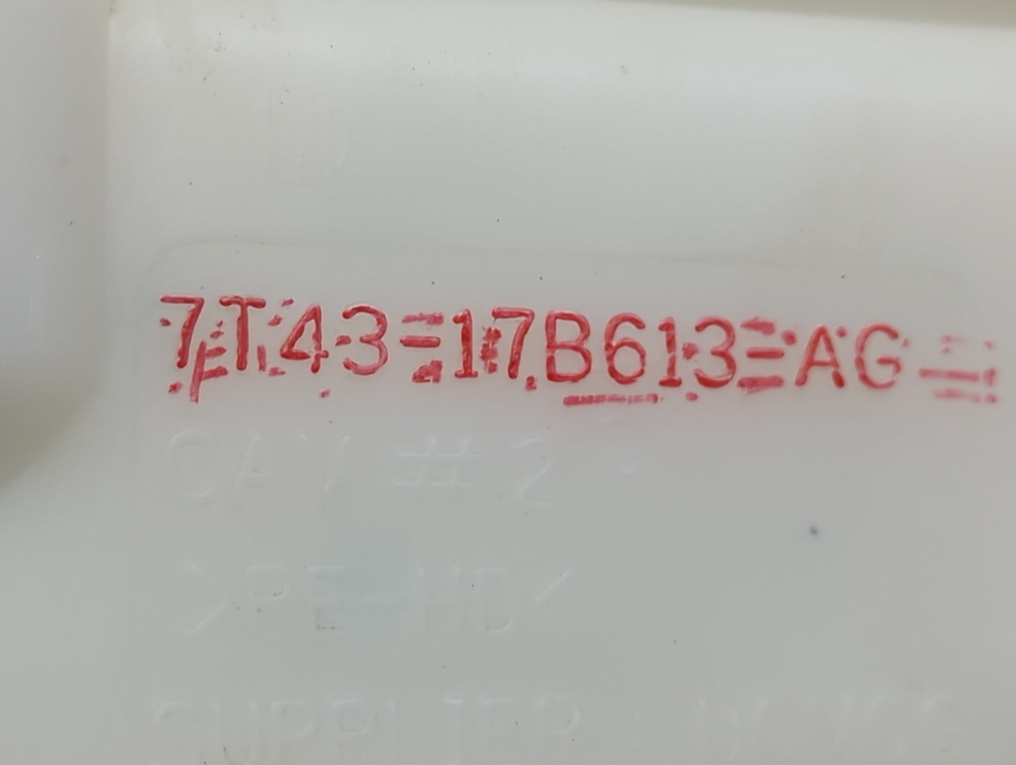2007-2014 Ford Edge Windshield Washer Fluid Reservoir Bottle Oem 1474144 - Oemusedautoparts1.com