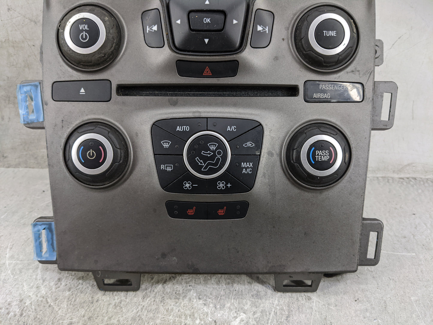 2013 Ford Edge Climate Control Module Temperature AC/Heater Replacement P/N:DT4T-18A802-EA 10026785-04 Fits OEM Used Auto Pa