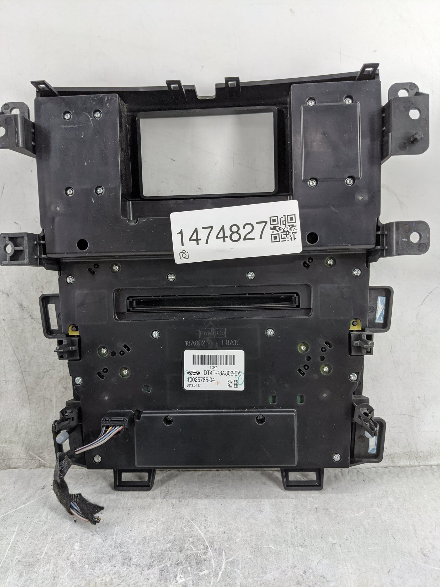 2013 Ford Edge Climate Control Module Temperature AC/Heater Replacement P/N:DT4T-18A802-EA 10026785-04 Fits OEM Used Auto Pa