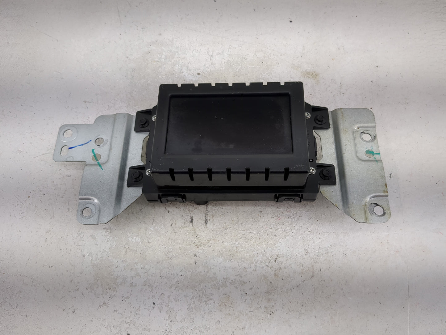 2013-2013 Ford Edge Information Display Screen - Oemusedautoparts1.com