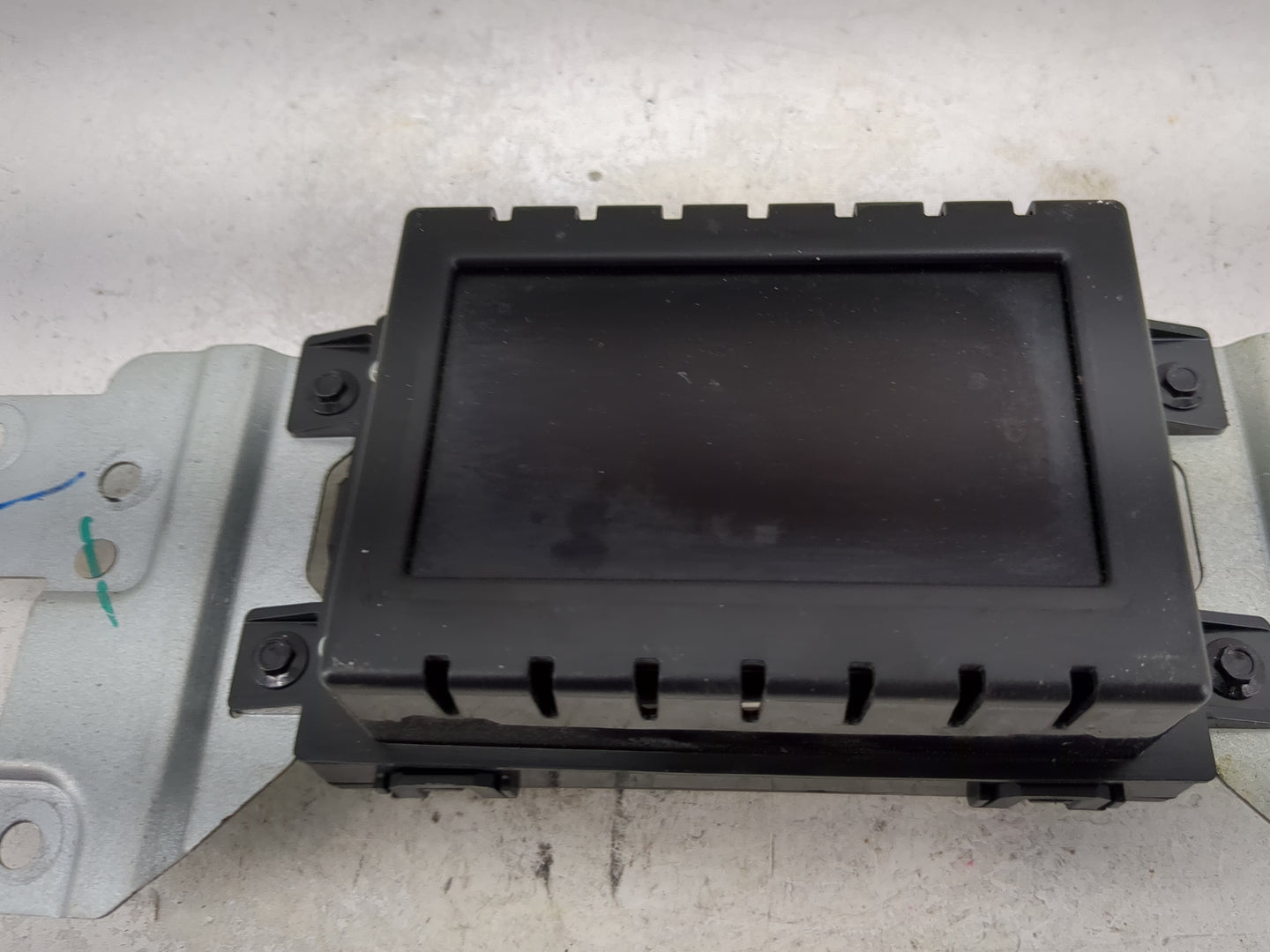 2013-2013 Ford Edge Information Display Screen - Oemusedautoparts1.com