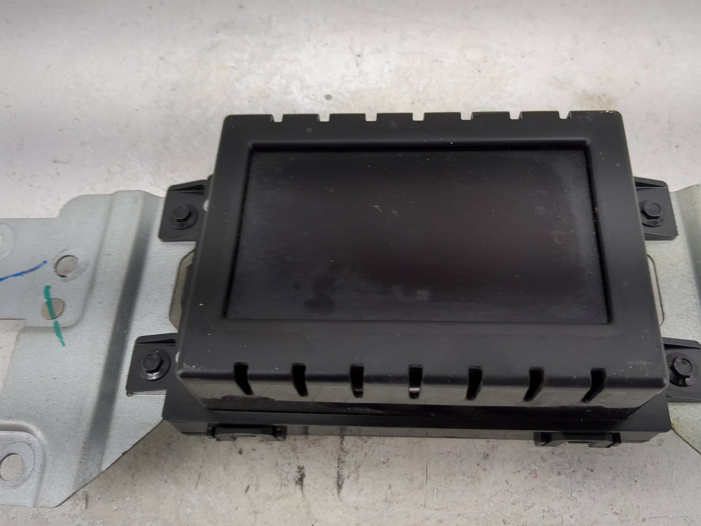 2013-2013 Ford Edge Information Display Screen - Oemusedautoparts1.com