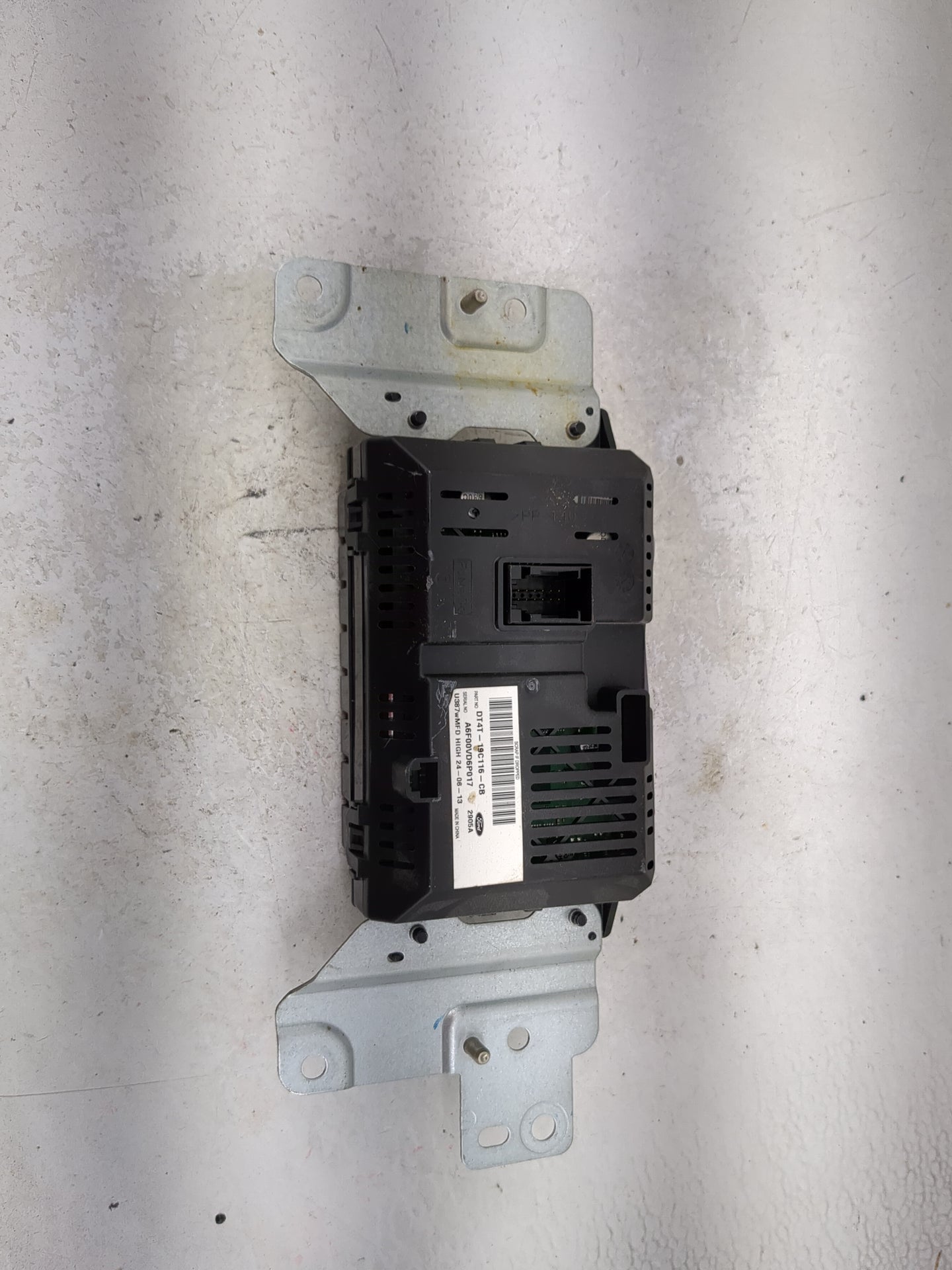 2013-2013 Ford Edge Information Display Screen - Oemusedautoparts1.com