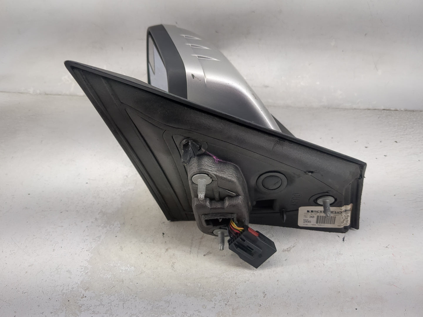 2011-2014 Ford Edge Driver Side View Mirror - Left Door Mirror OEM Used - Oemusedautoparts1.com
