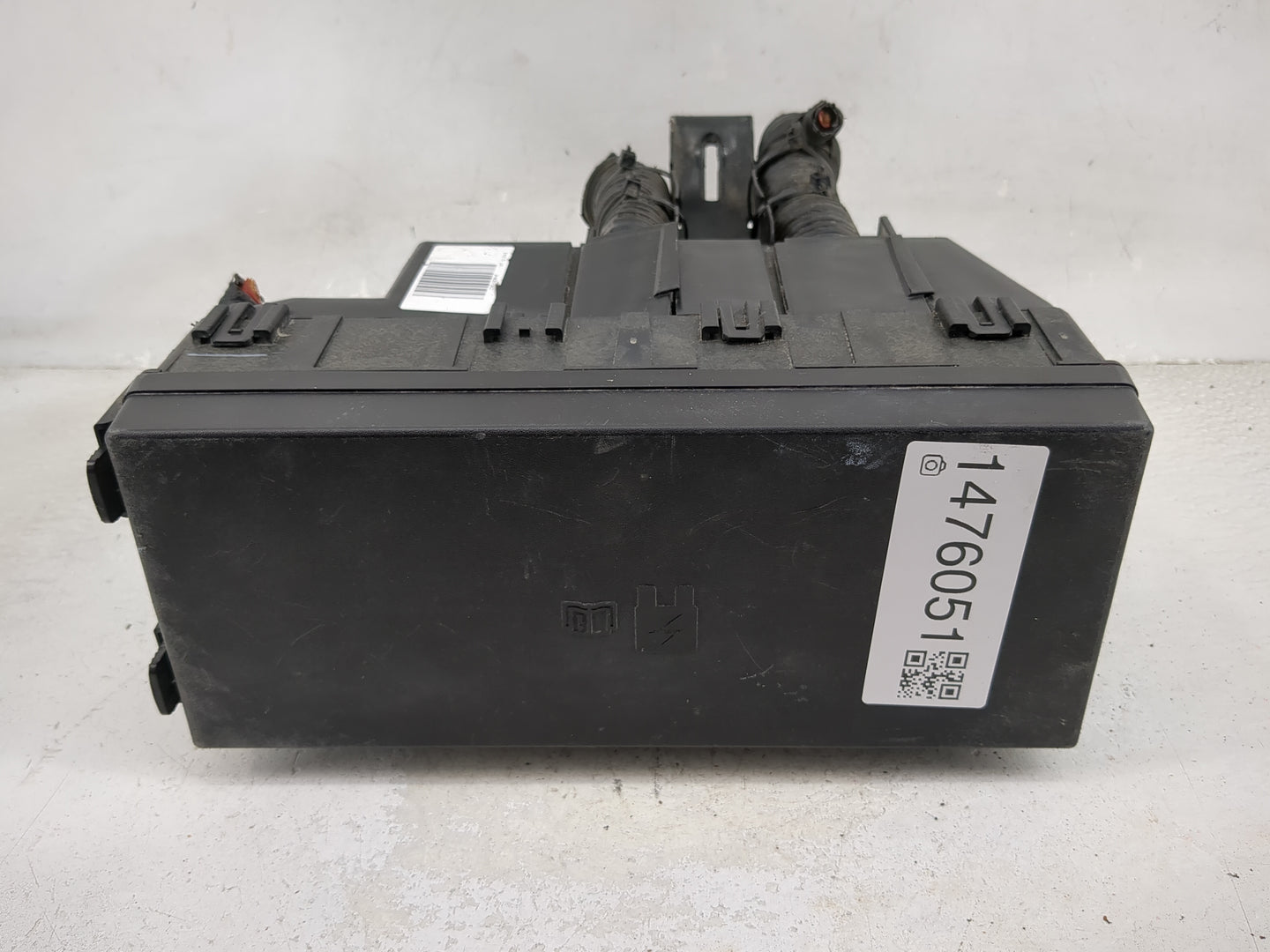 2012-2014 Ford Edge Fusebox Fuse Box Panel Relay Module P/N:BT4T-14A003-AA 8T2T-14B192-BA, 8T2T-14B192-AA Fits Fits 2012 201