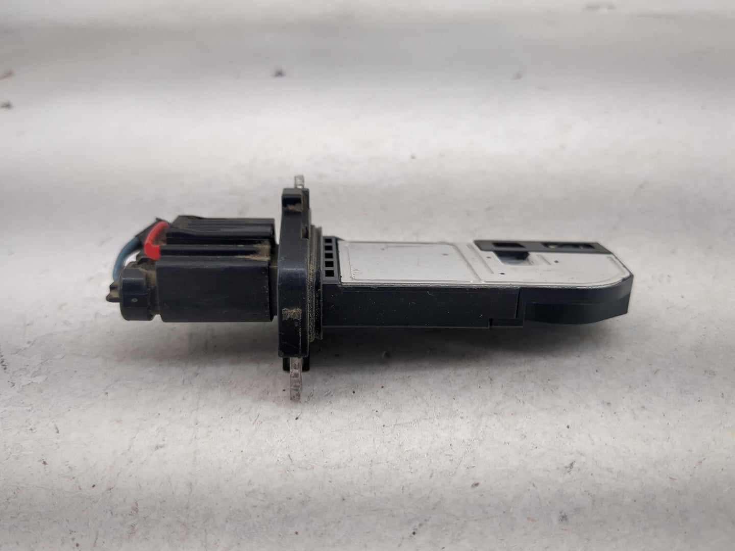 2012-2014 Ford Edge Mass Air Flow Meter Maf 1485880 - Oemusedautoparts1.com