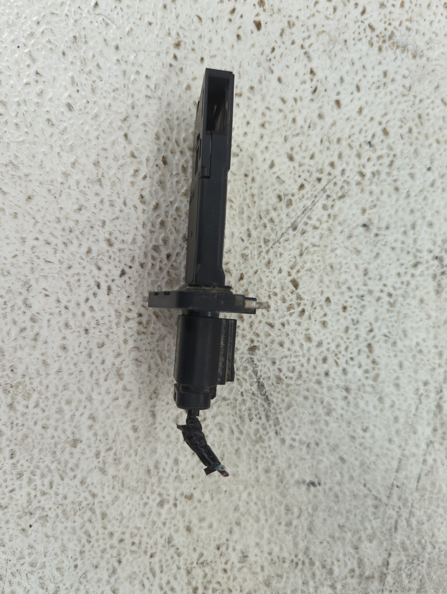 2012-2014 Ford Edge Mass Air Flow Meter Maf 1485992 - Oemusedautoparts1.com