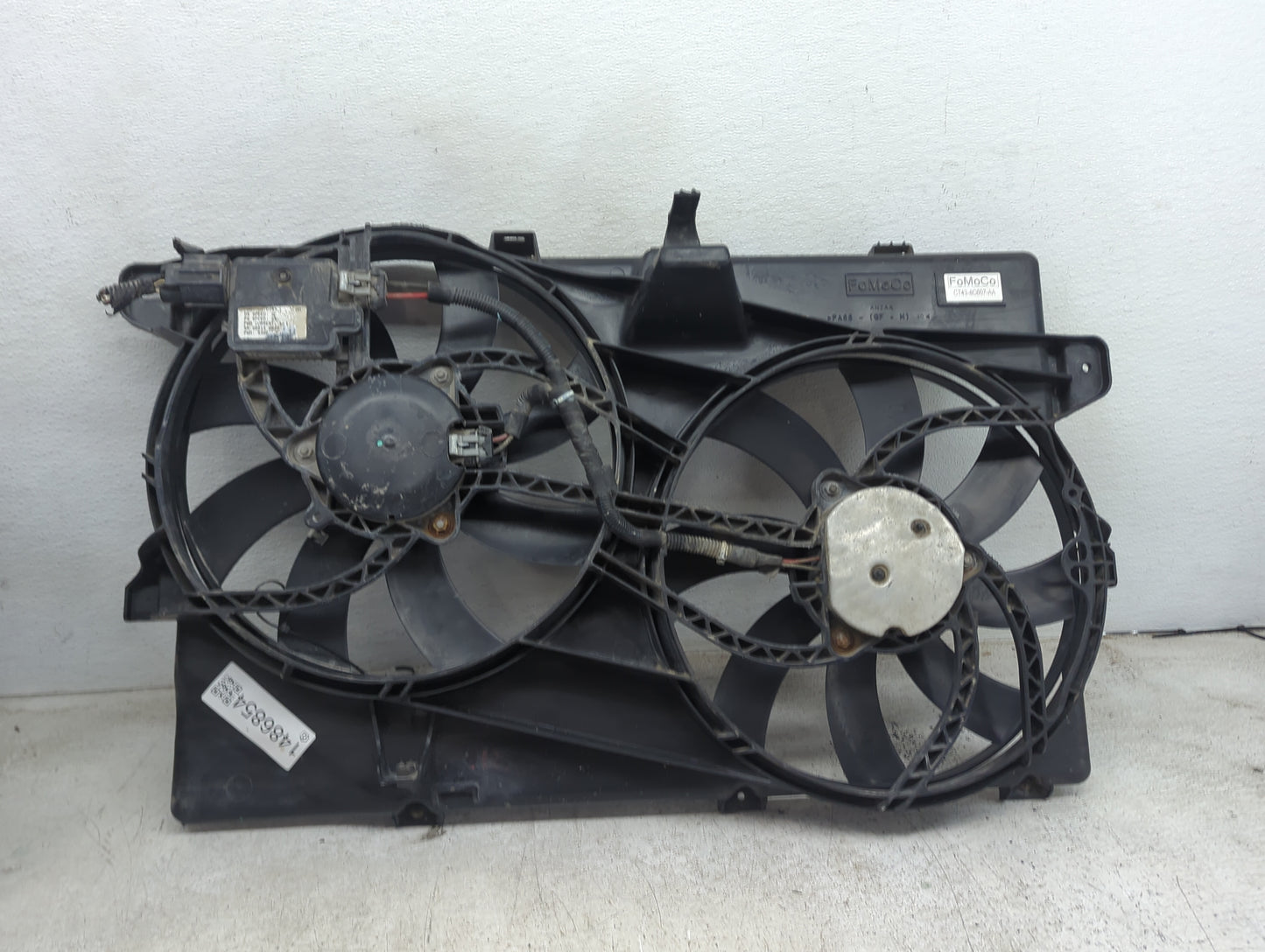 2007-2014 Ford Edge Electric Radiator Cooling Fan Motor Assembly P/N:CT43-8C607-AA 10798320R Fits OEM Used Auto Parts - Oemu