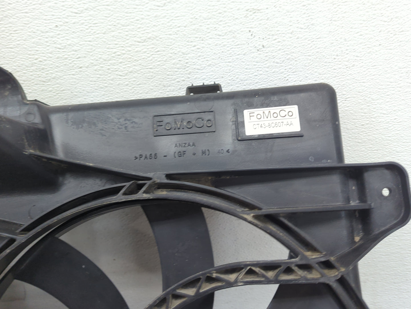 2007-2014 Ford Edge Electric Radiator Cooling Fan Motor Assembly P/N:CT43-8C607-AA 10798320R Fits OEM Used Auto Parts - Oemu