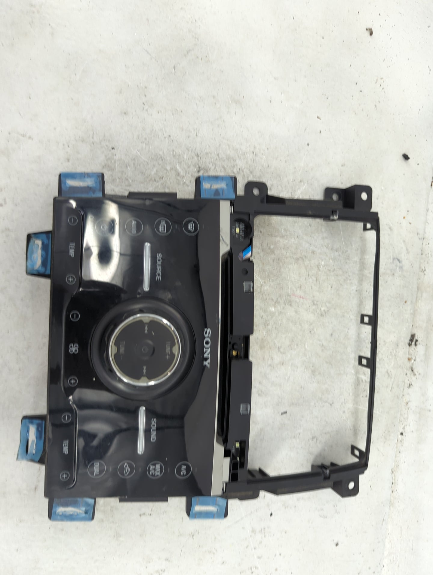 2013-2013 Ford Edge Radio Control Panel 1488579 - Oemusedautoparts1.com