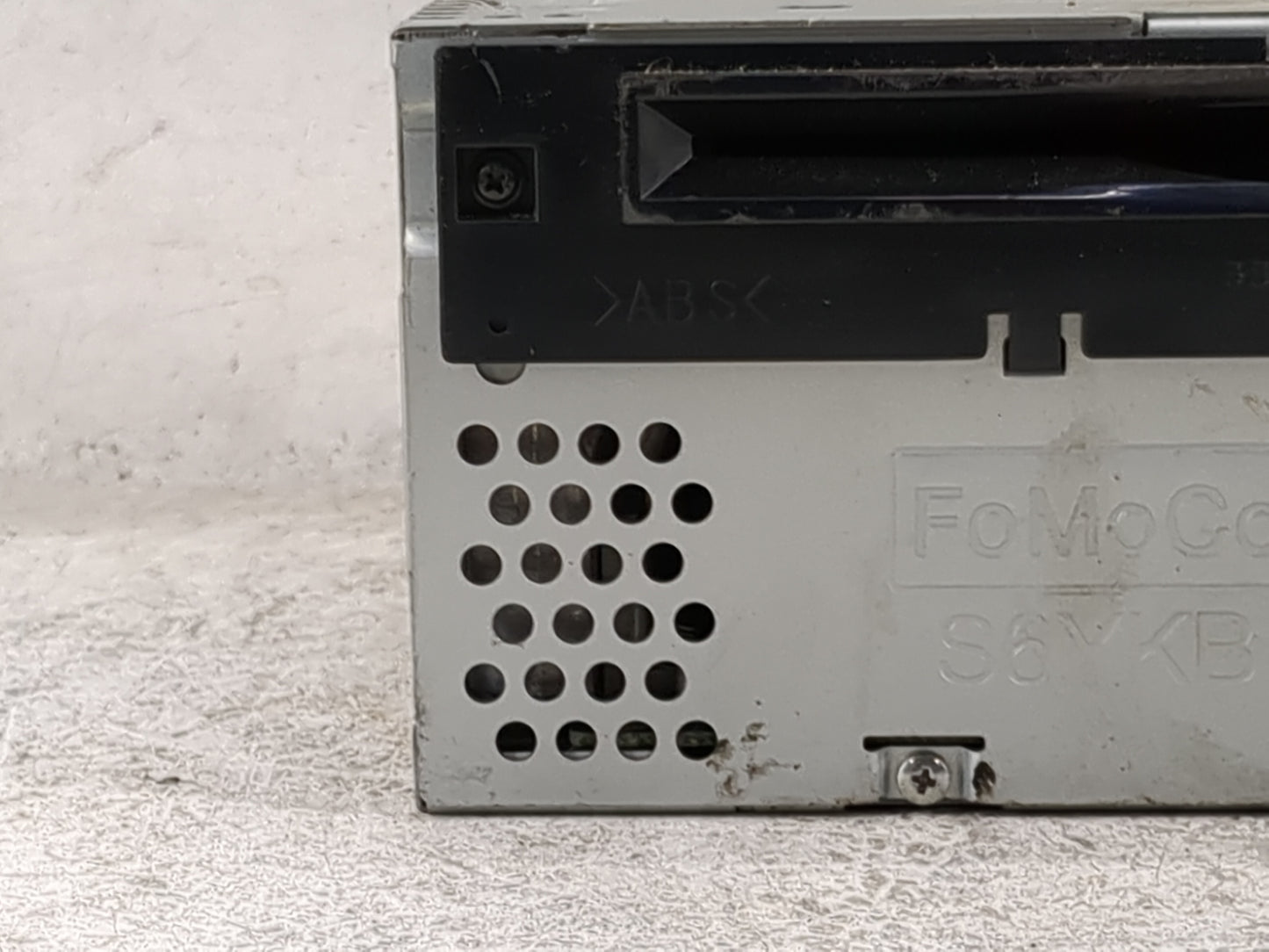 2013-2014 Ford Edge Radio AM FM Cd Player Receiver Replacement P/N:PU-3887L-A DT4T-19C107-FA Fits Fits 2013 2014 OEM Used Au