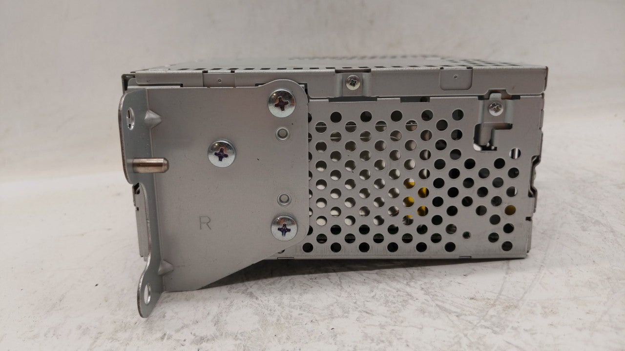 2013-2013 Ford Edge Am Fm Cd Player Radio Receiver - Oemusedautoparts1.com