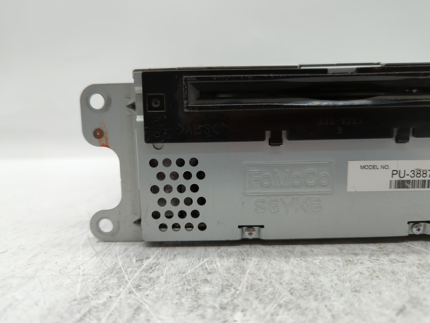 2013-2013 Ford Edge Am Fm Cd Player Radio Receiver - Oemusedautoparts1.com
