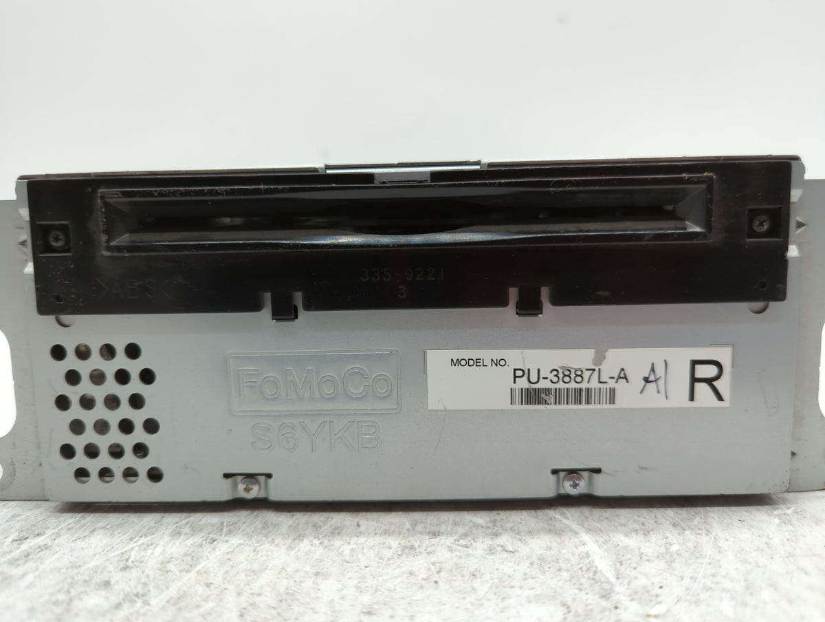 2013-2013 Ford Edge Am Fm Cd Player Radio Receiver 325305 - Oemusedautoparts1.com