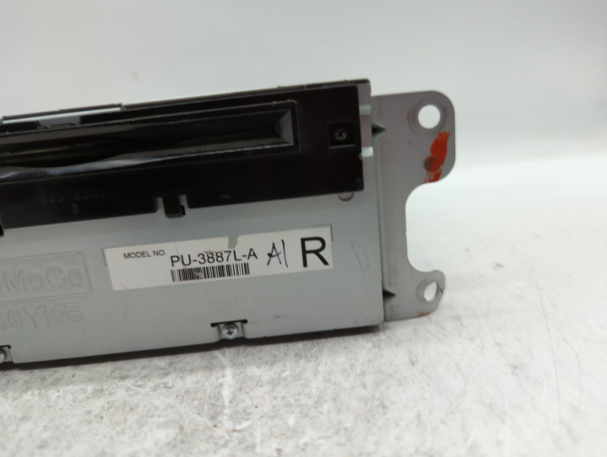 2013-2013 Ford Edge Am Fm Cd Player Radio Receiver 325305 - Oemusedautoparts1.com