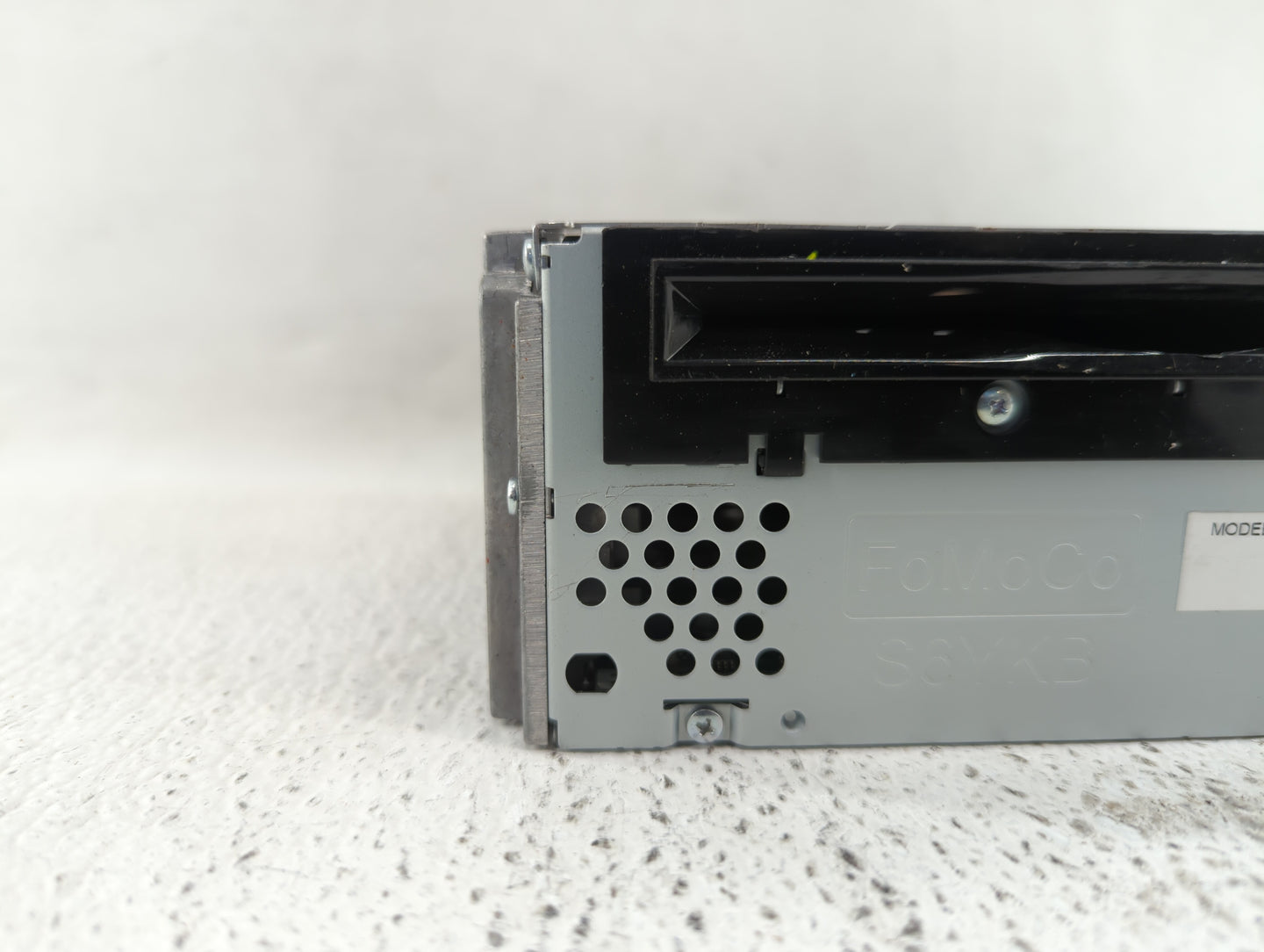 2013-2013 Ford Edge Am Fm Cd Player Radio Receiver - Oemusedautoparts1.com