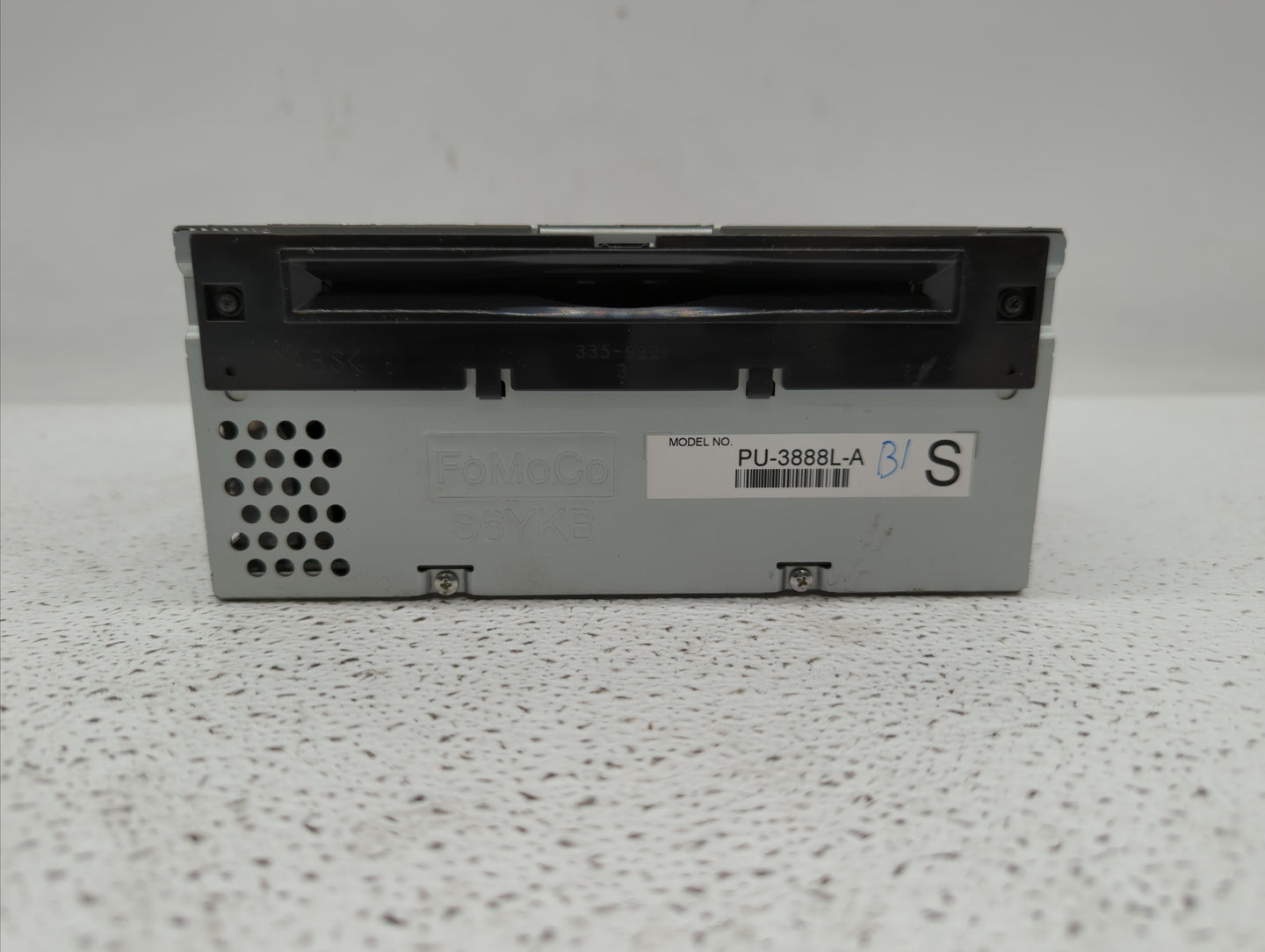 2013 Ford Edge Radio AM FM Cd Player Receiver Replacement P/N:DT4T-19C107-GA Fits OEM Used Auto Parts - Oemusedautoparts1.co