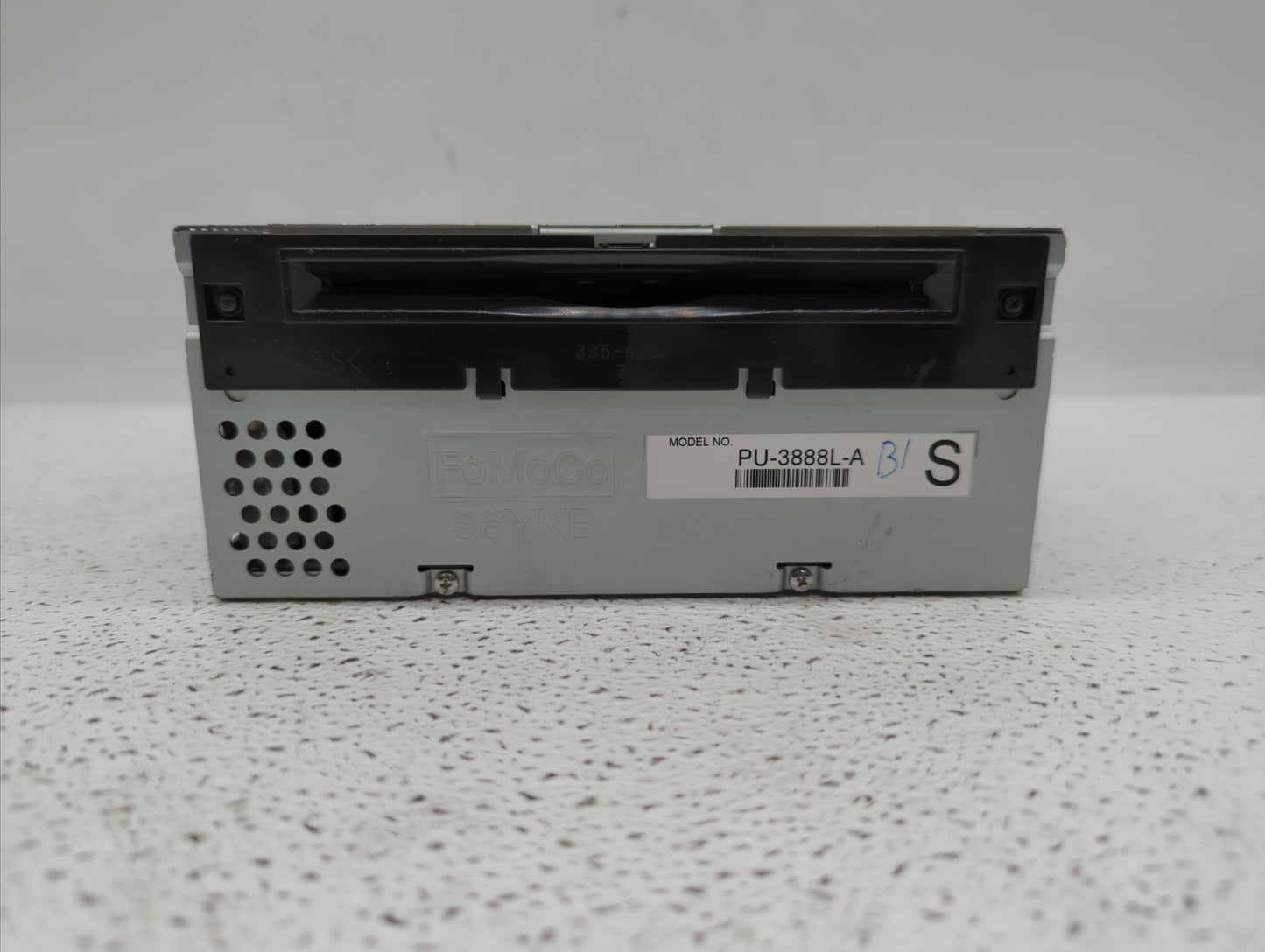 2013 Ford Edge Radio AM FM Cd Player Receiver Replacement P/N:DT4T-19C107-GA Fits OEM Used Auto Parts - Oemusedautoparts1.co