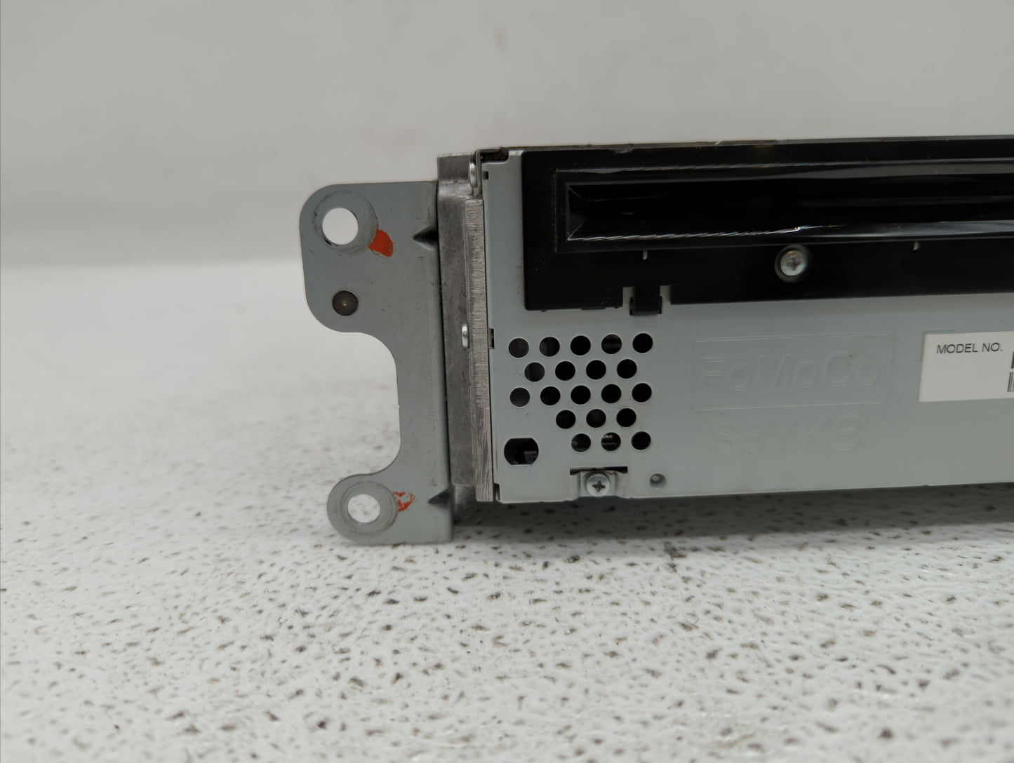 2013 Ford Edge Radio AM FM Cd Player Receiver Replacement P/N:DT4T-19C107-CA DT4T-19C107-CB Fits OEM Used Auto Parts - Oemus