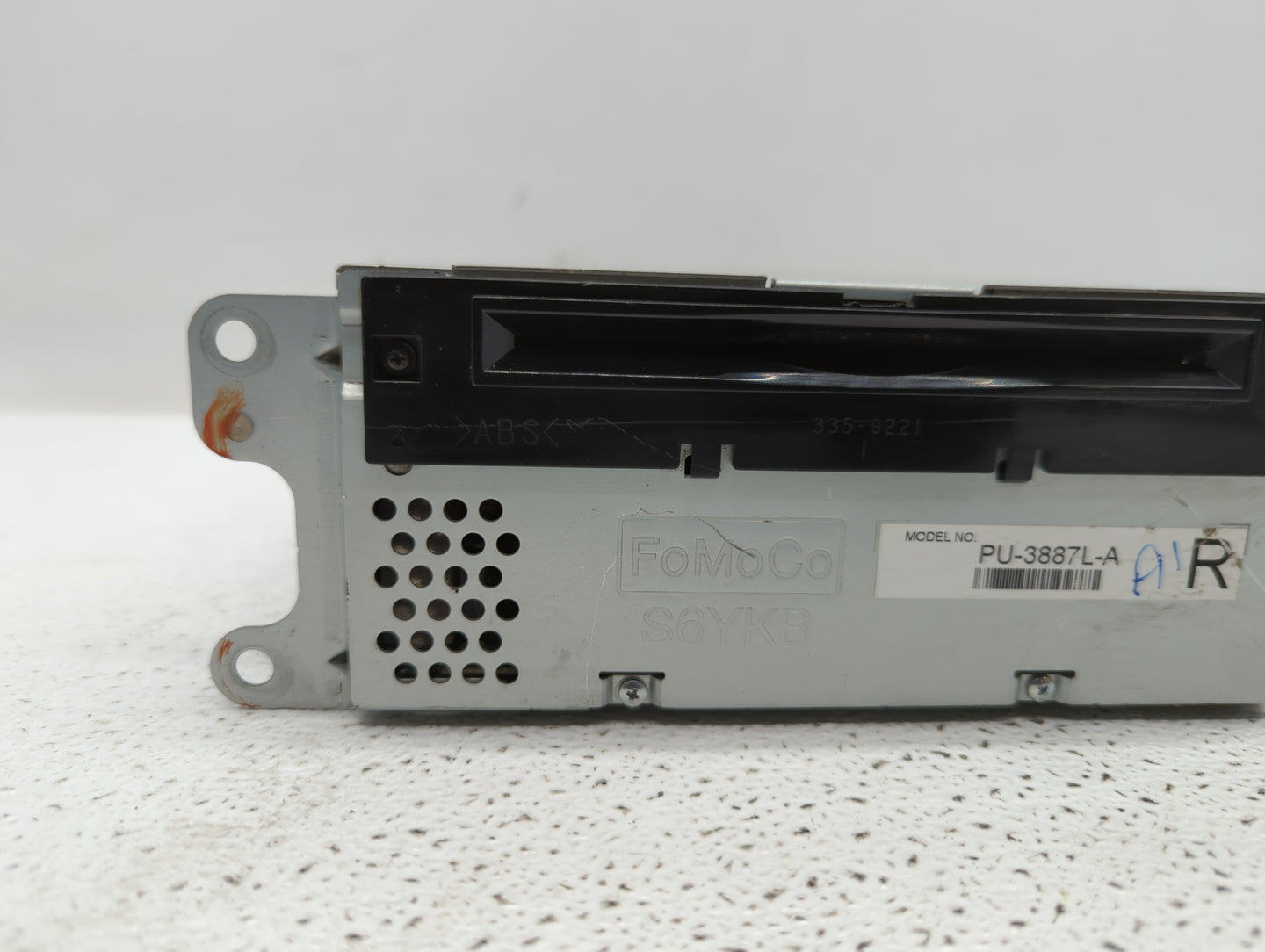 2013 Ford Edge Radio AM FM Cd Player Receiver Replacement P/N:DT4T-19C107-FA PU-3887L-A Fits OEM Used Auto Parts - Oemusedau