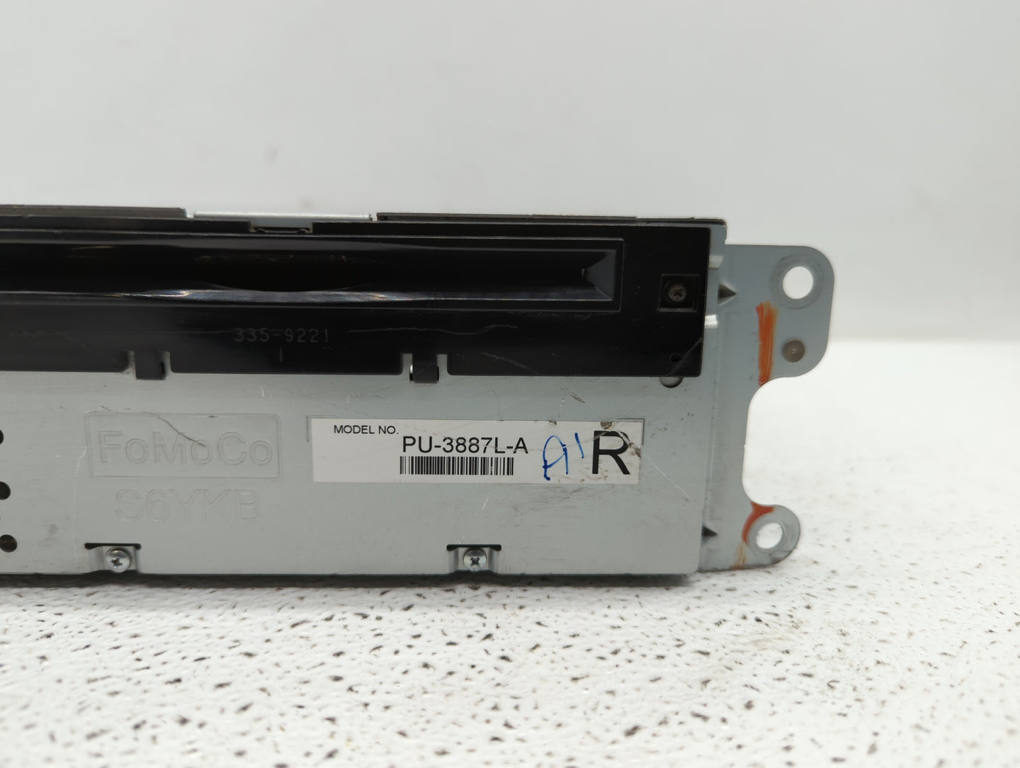 2013 Ford Edge Radio AM FM Cd Player Receiver Replacement P/N:DT4T-19C107-FA PU-3887L-A Fits OEM Used Auto Parts - Oemusedau