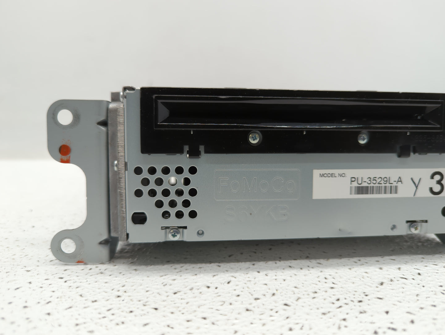 2013 Ford Edge Radio AM FM Cd Player Receiver Replacement P/N:DT4T-19C107-CA DT4T-19C107-CB Fits OEM Used Auto Parts - Oemus