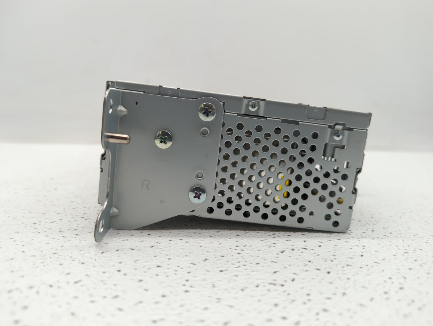 2013 Ford Edge Radio AM FM Cd Player Receiver Replacement P/N:DT4T-19C107-CA DT4T-19C107-CB Fits OEM Used Auto Parts - Oemus
