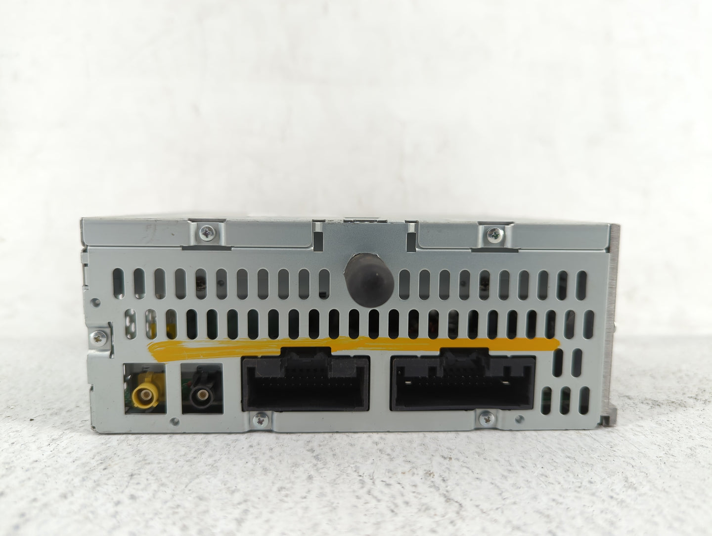 2013-2014 Ford Edge Am Fm Cd Player Radio Receiver - Oemusedautoparts1.com