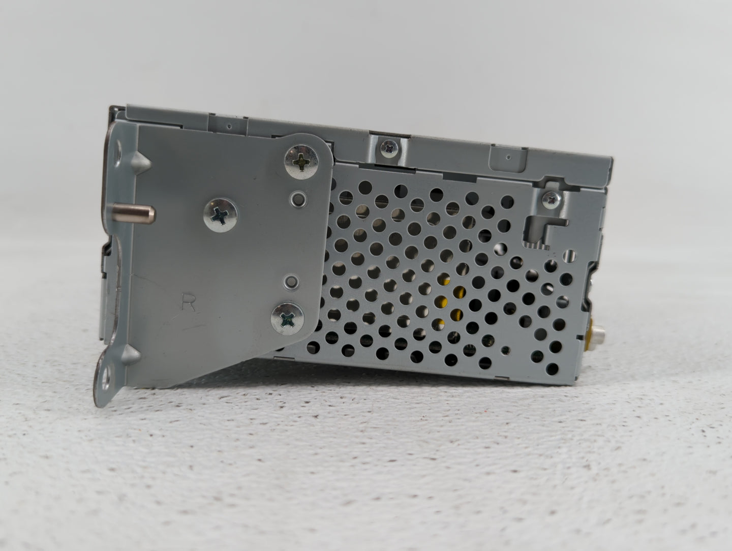2013 Ford Edge Radio AM FM Cd Player Receiver Replacement P/N:DT4T-19C107-CA DT4T-19C107-CB Fits OEM Used Auto Parts - Oemus