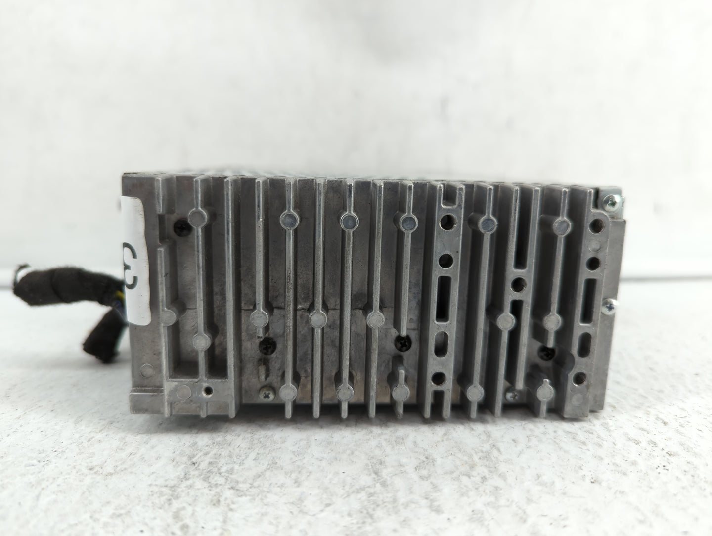 2013-2013 Ford Edge Am Fm Cd Player Radio Receiver - Oemusedautoparts1.com