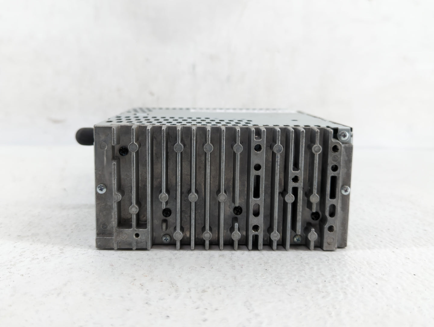 2013-2013 Ford Edge Am Fm Cd Player Radio Receiver - Oemusedautoparts1.com