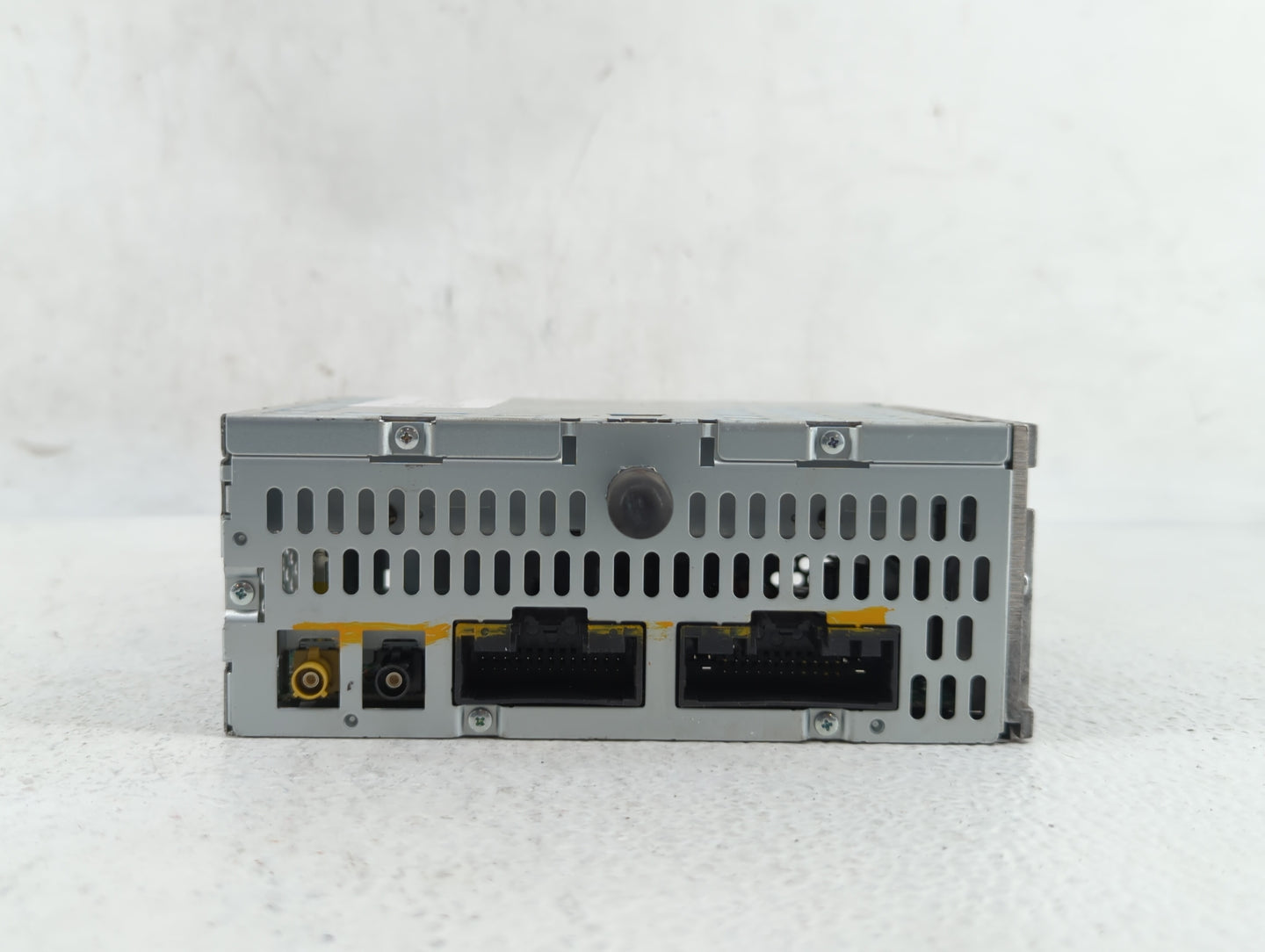 2013-2013 Ford Edge Am Fm Cd Player Radio Receiver - Oemusedautoparts1.com