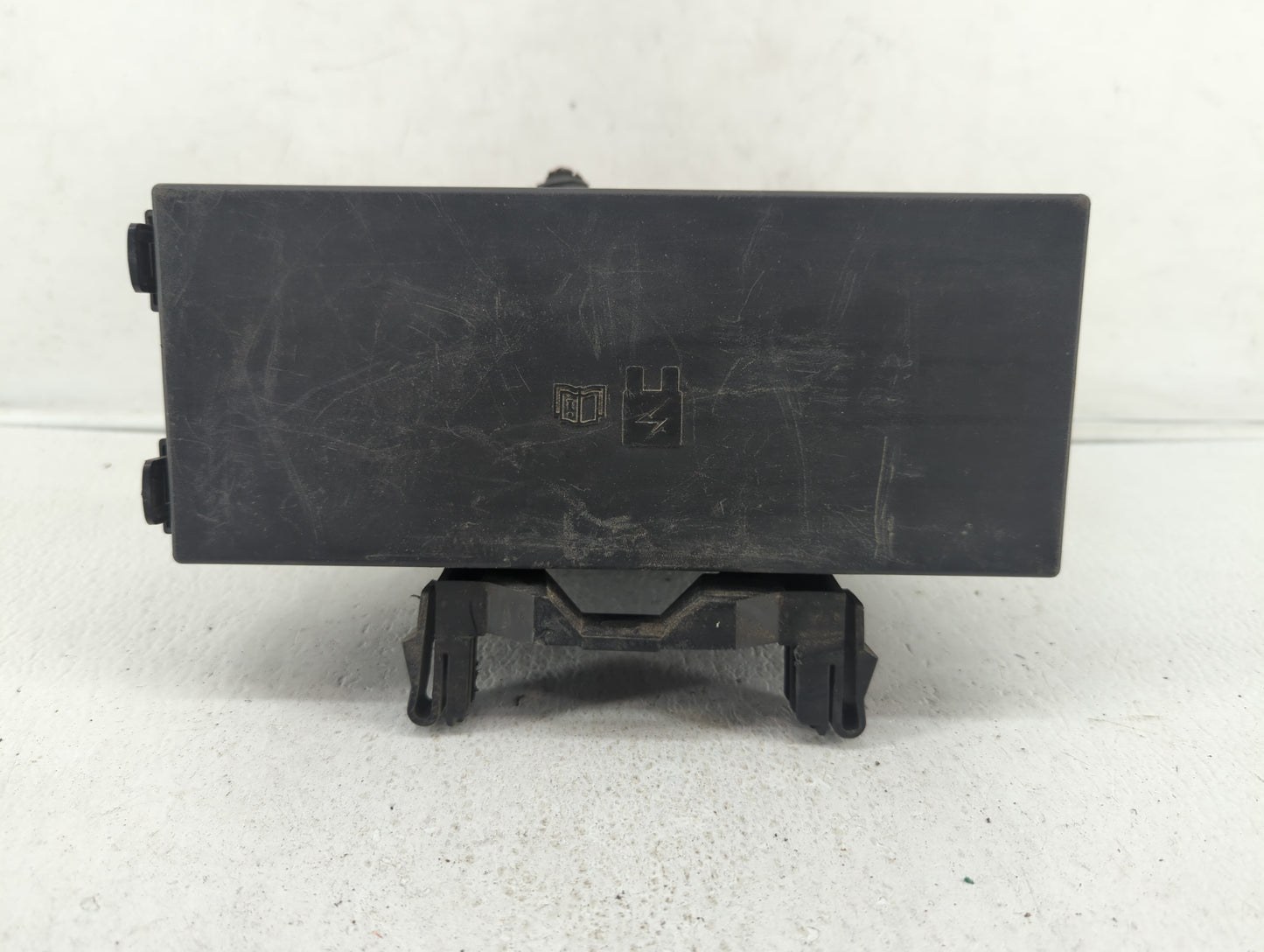 2012-2014 Ford Edge Fusebox Fuse Box Panel Relay Module P/N:CT4T-14290-LG CT4T-14290-HE, CT4T-14290-LF Fits Fits 2012 2013 2