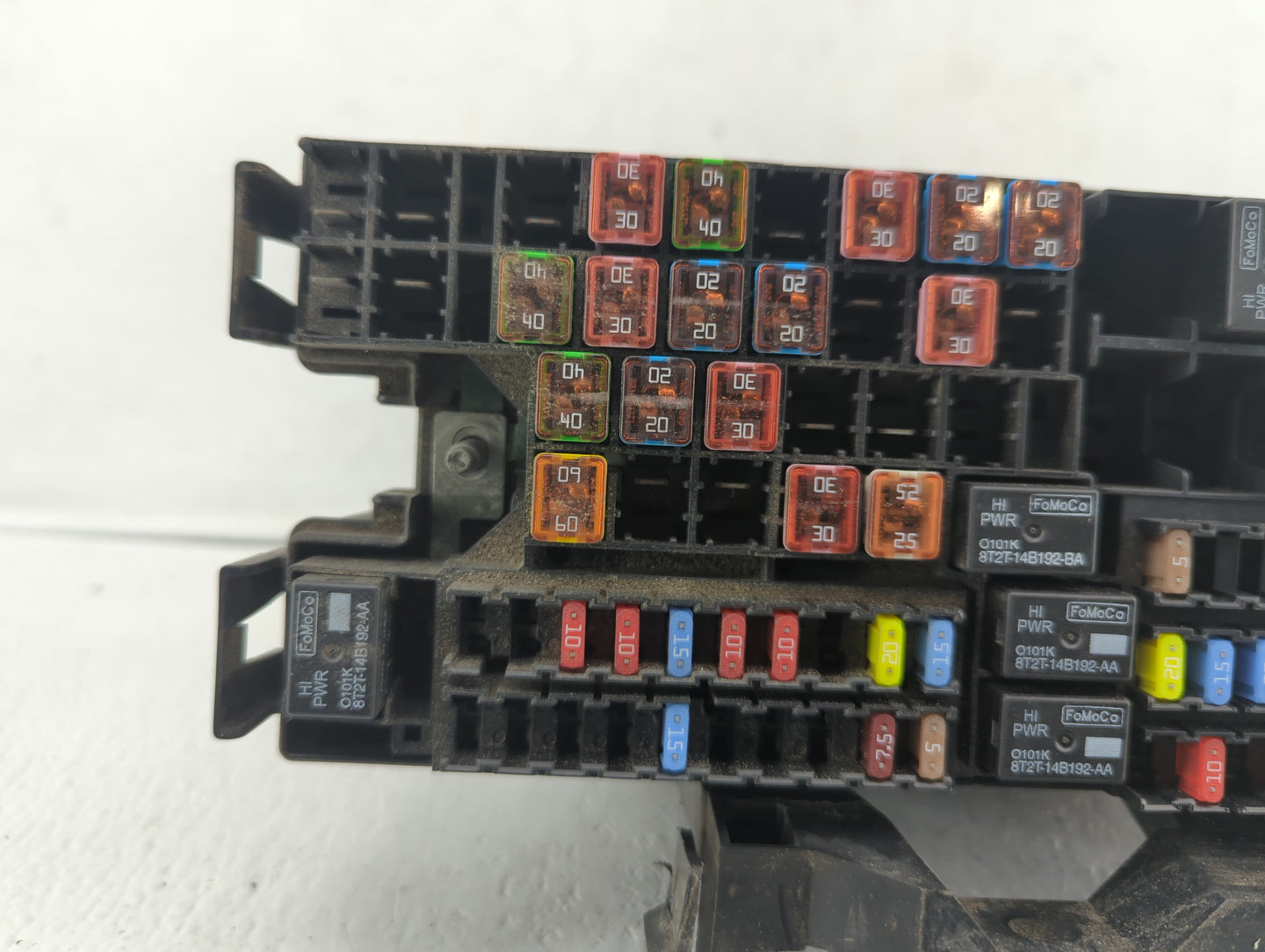 2012-2014 Ford Edge Fusebox Fuse Box Panel Relay Module P/N:CT4T-14290-LG CT4T-14290-HE, CT4T-14290-LF Fits Fits 2012 2013 2