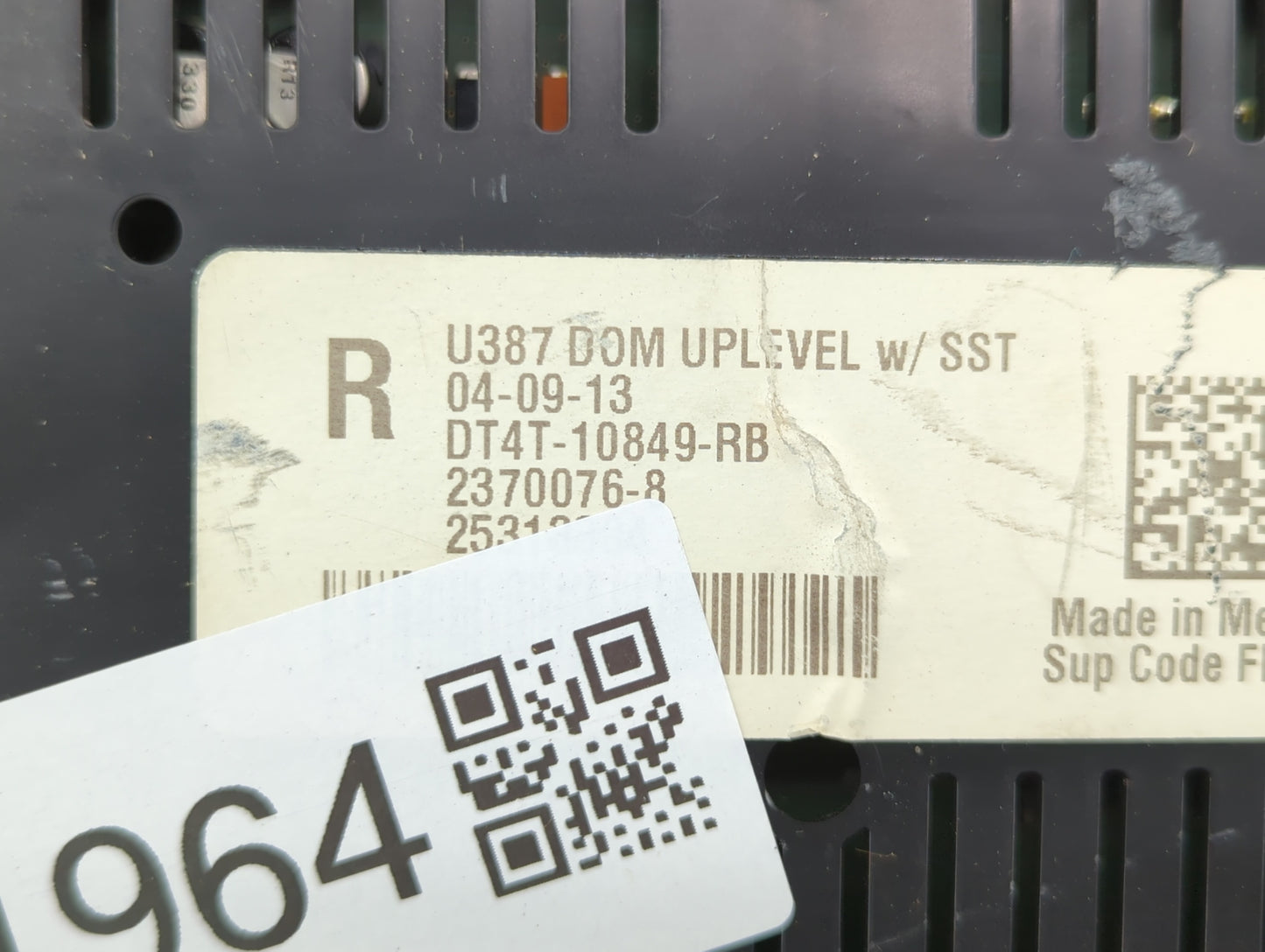 2013 Ford Edge Instrument Cluster Speedometer Gauges P/N:DT4T-10849-RG DT4T-10849-RE, DT4T-10849-RA, DT4T-10849-RB Fits OEM 