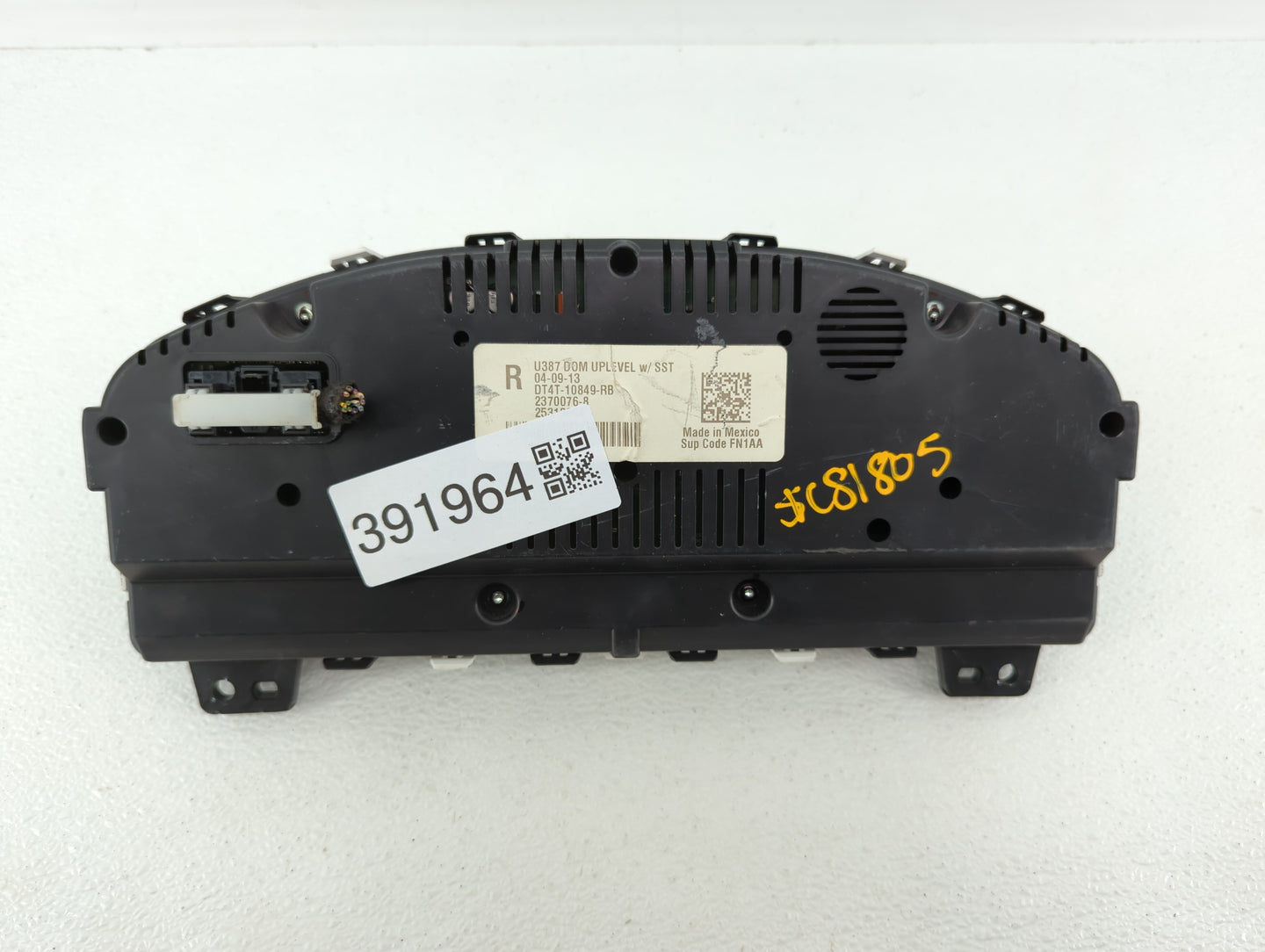 2013 Ford Edge Instrument Cluster Speedometer Gauges P/N:DT4T-10849-RG DT4T-10849-RE, DT4T-10849-RA, DT4T-10849-RB Fits OEM 
