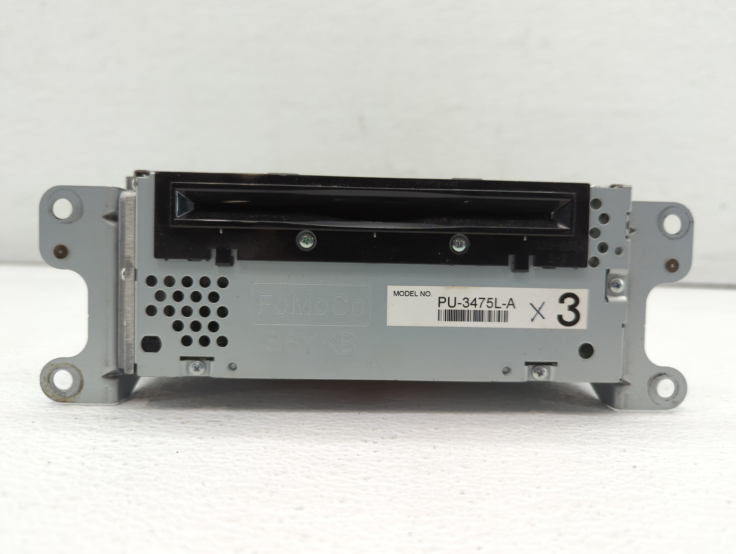 2013-2013 Ford Edge Am Fm Cd Player Radio Receiver - Oemusedautoparts1.com