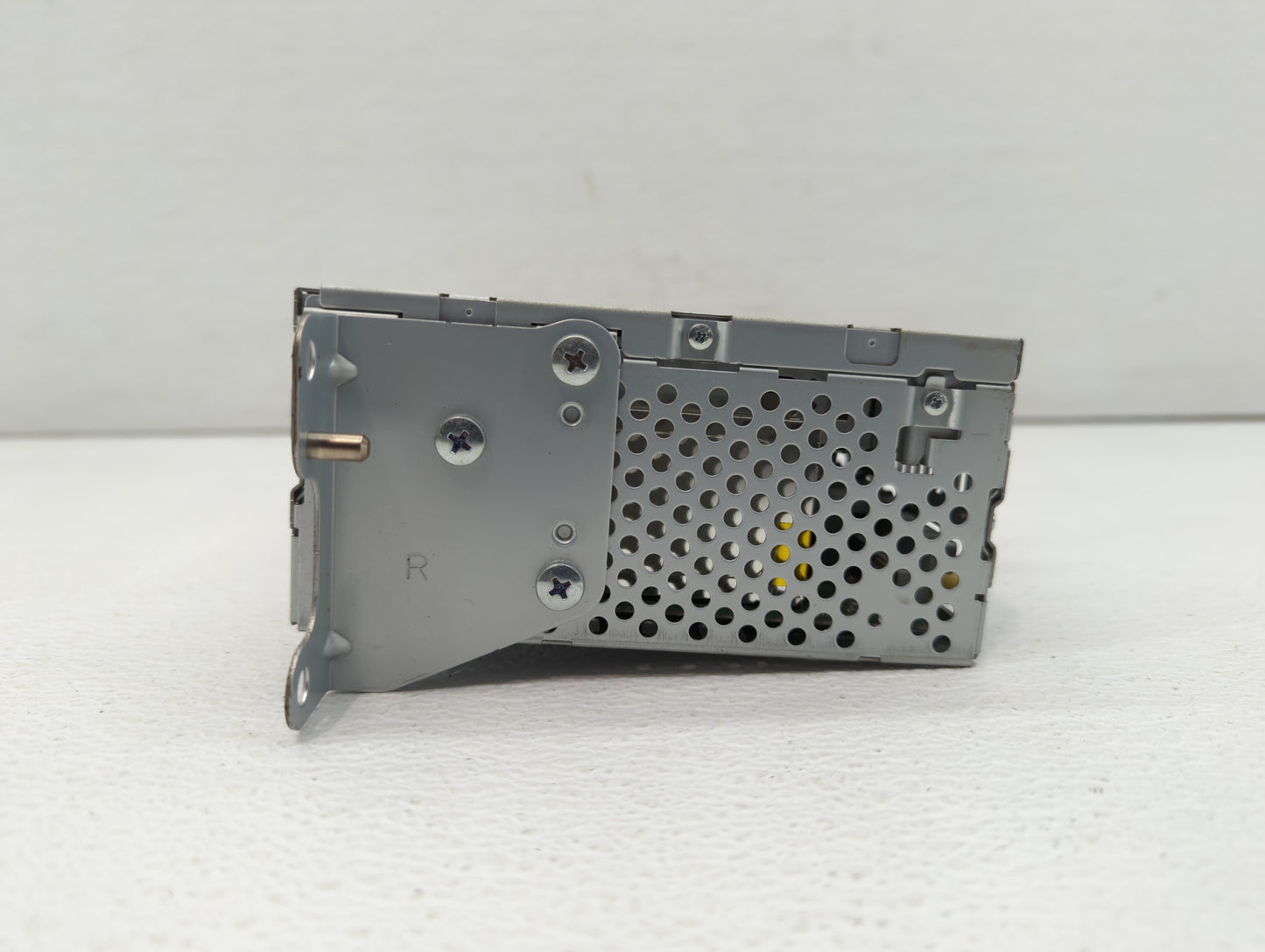 2013-2013 Ford Edge Am Fm Cd Player Radio Receiver - Oemusedautoparts1.com