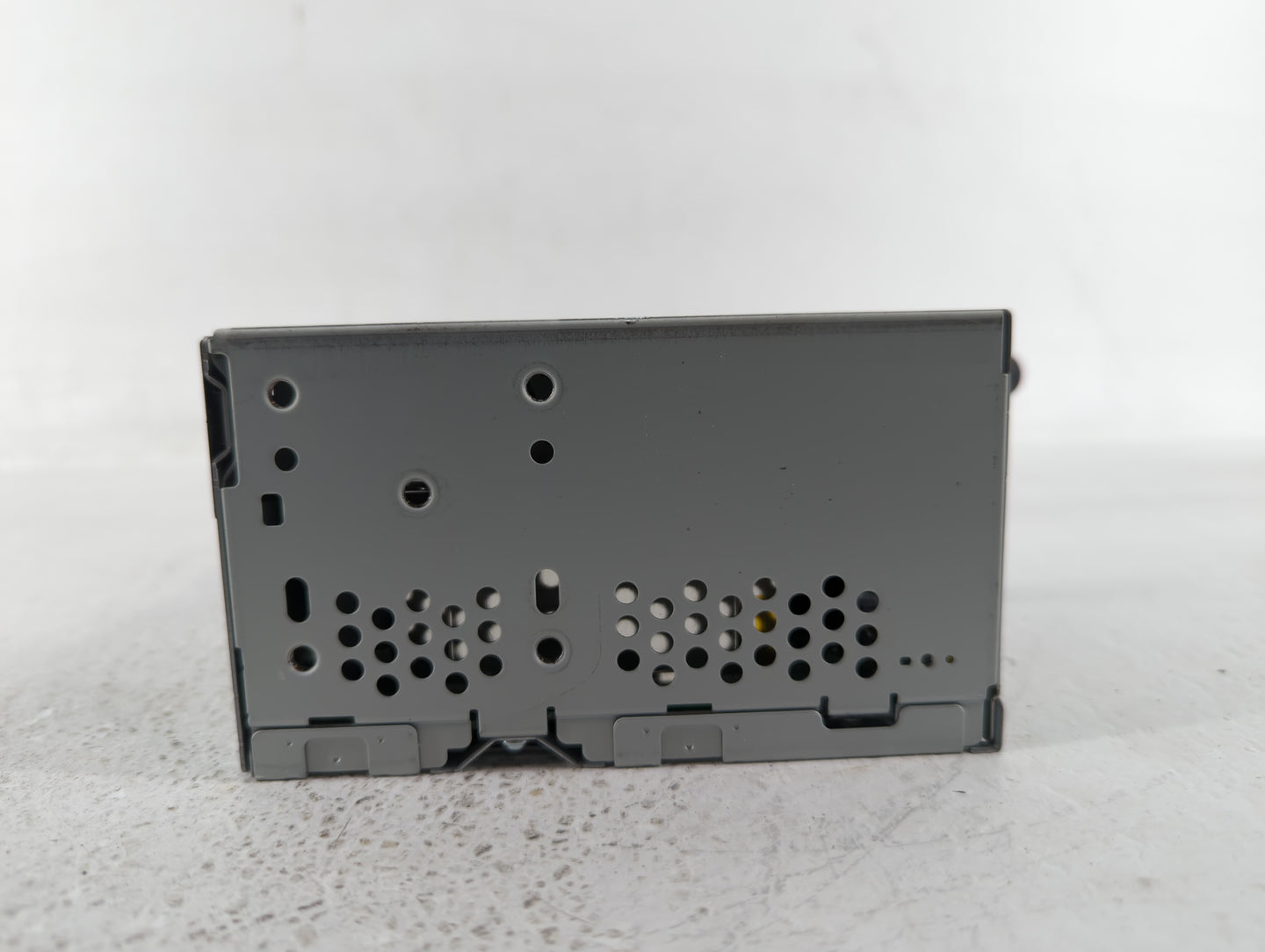 2013-2013 Ford Edge Am Fm Cd Player Radio Receiver - Oemusedautoparts1.com