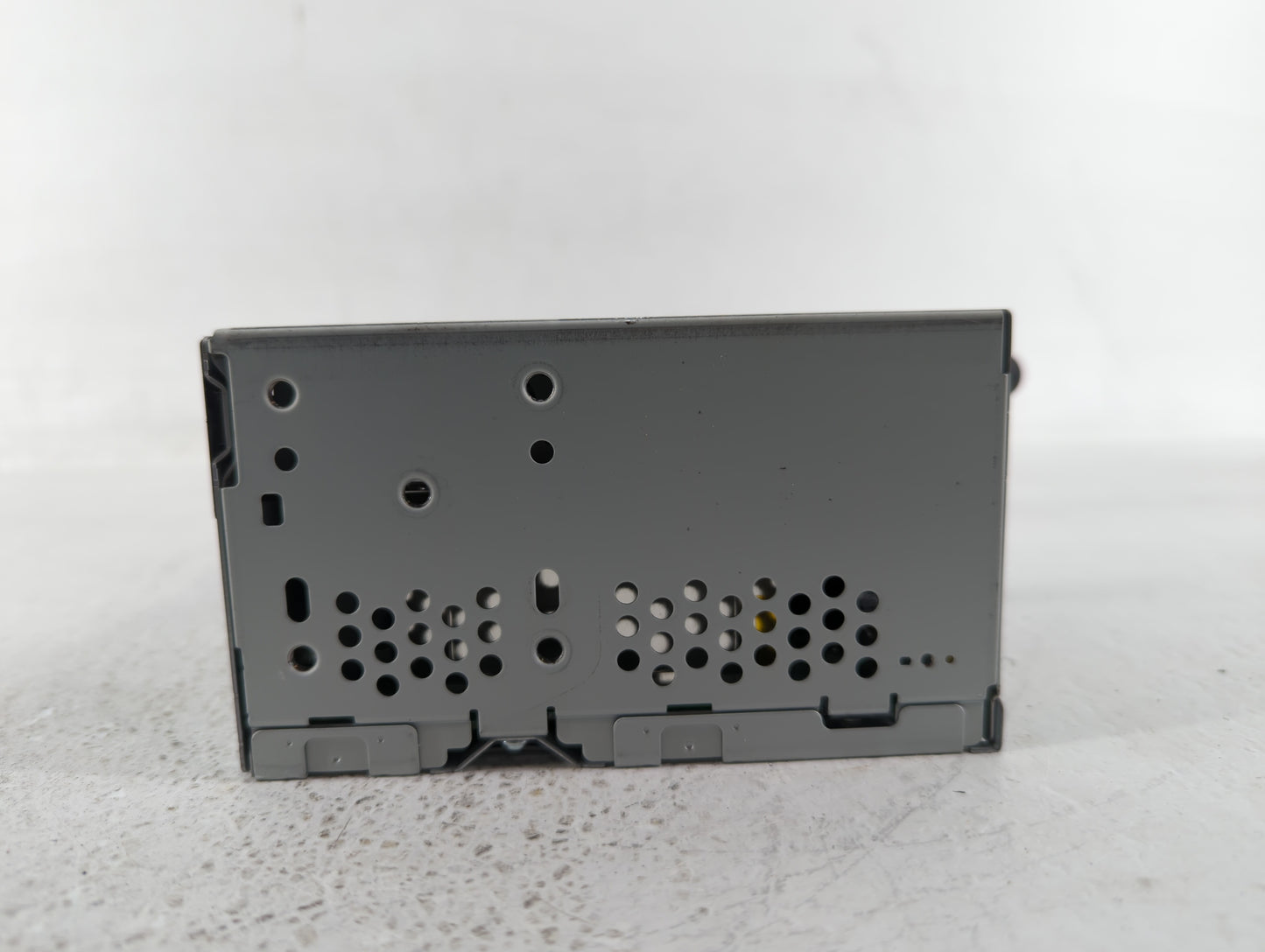 2013-2013 Ford Edge Am Fm Cd Player Radio Receiver - Oemusedautoparts1.com