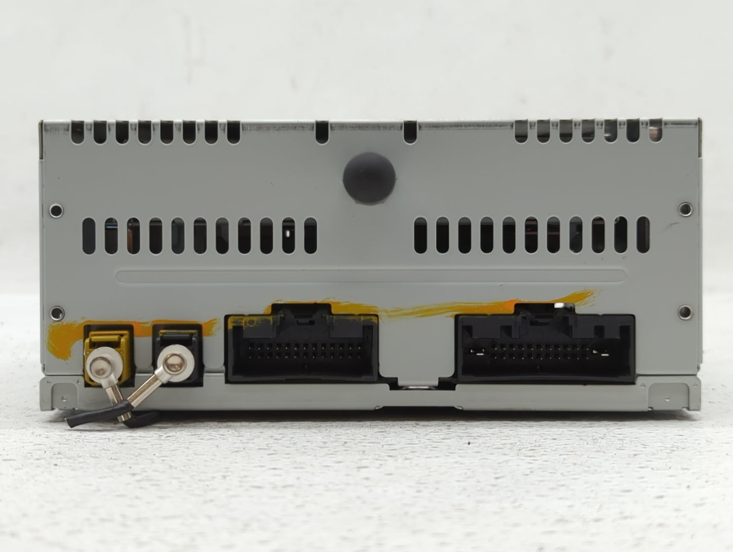 2013-2013 Ford Edge Am Fm Cd Player Radio Receiver - Oemusedautoparts1.com
