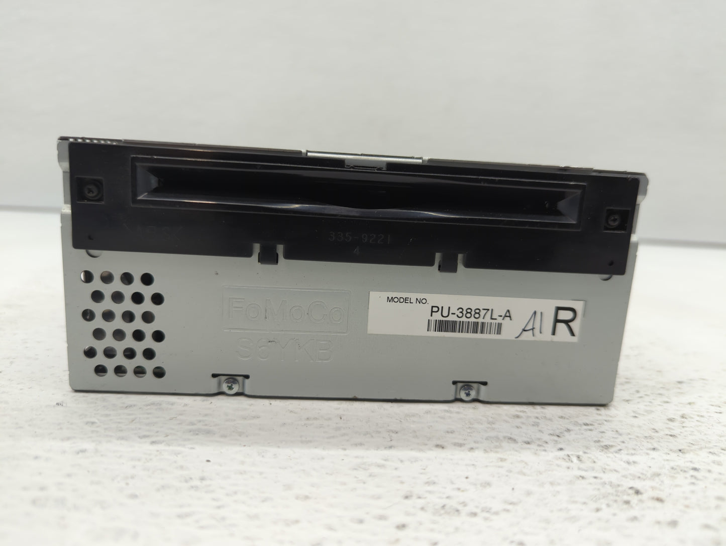 2013 Ford Edge Radio AM FM Cd Player Receiver Replacement P/N:DT4T-19C107-FA Fits OEM Used Auto Parts - Oemusedautoparts1.co
