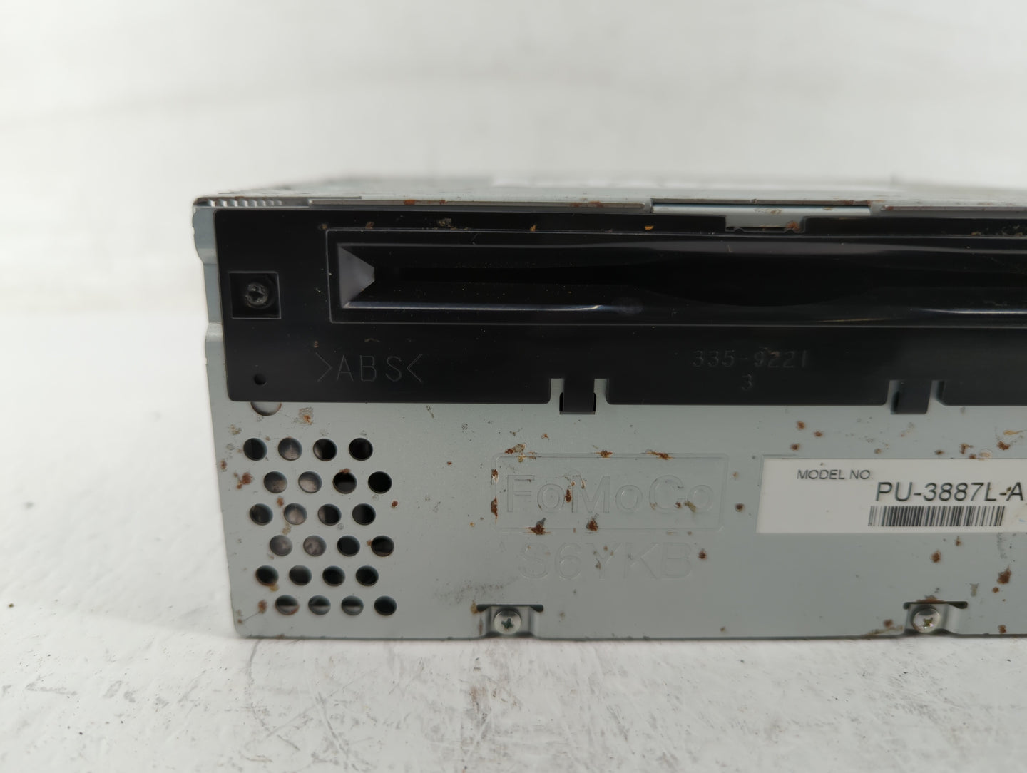2013 Ford Edge Radio AM FM Cd Player Receiver Replacement P/N:DT4T-19C107-FA Fits OEM Used Auto Parts - Oemusedautoparts1.co