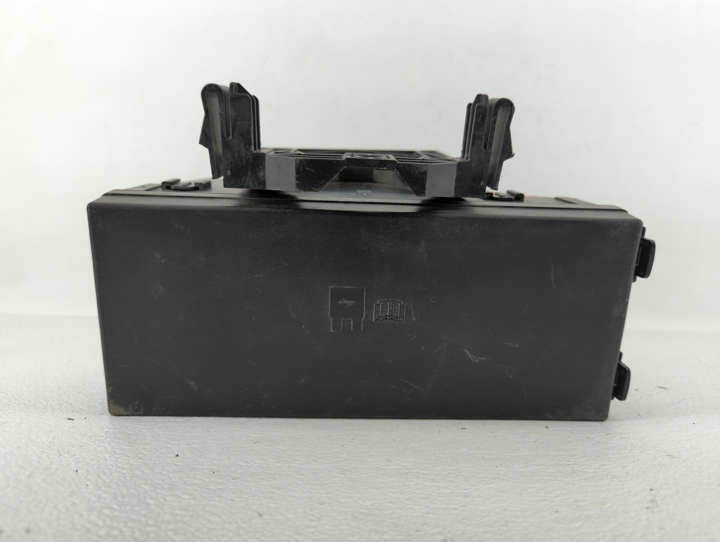 2012-2014 Ford Edge Fusebox Fuse Box Panel Relay Module P/N:CT4T-14290-GH CT4T-14290-LF, CT4T-14290-JK Fits Fits 2012 2013 2