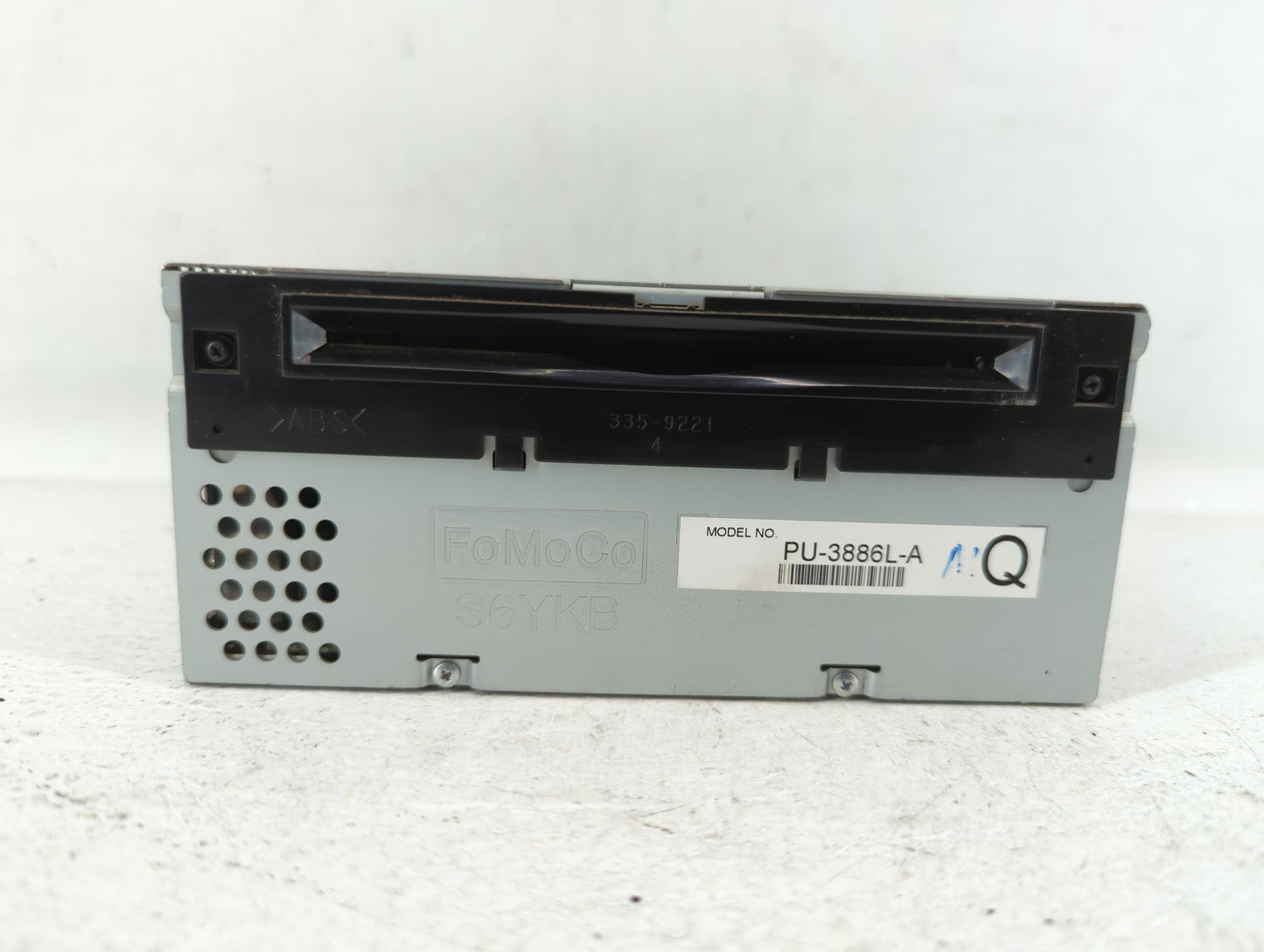 2013-2013 Ford Edge Am Fm Cd Player Radio Receiver - Oemusedautoparts1.com