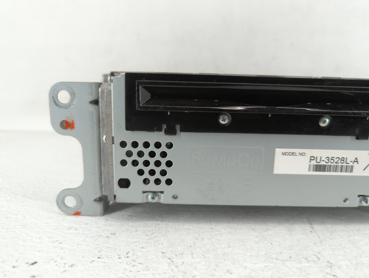 2013-2014 Ford Edge Am Fm Cd Player Radio Receiver 517785 - Oemusedautoparts1.com