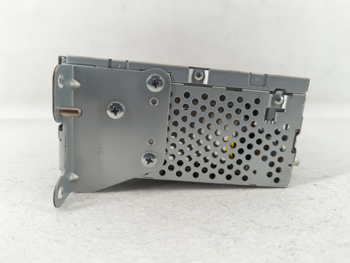2013-2014 Ford Edge Am Fm Cd Player Radio Receiver 517785 - Oemusedautoparts1.com