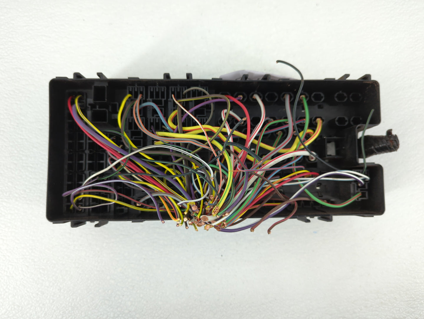 2012-2014 Ford Edge Fusebox Fuse Box Panel Relay Module P/N:BT4T-14A003-AA Fits Fits 2012 2013 2014 2015 OEM Used Auto Parts